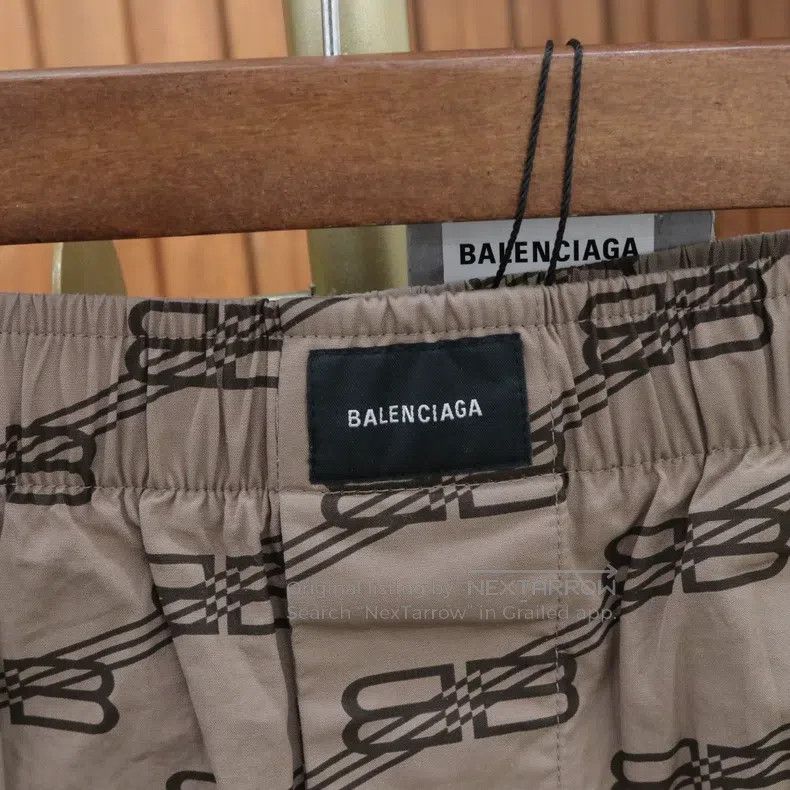 Balenciaga Balenciaga Women's Casual Hot Pants Size 35" - 4 Thumbnail