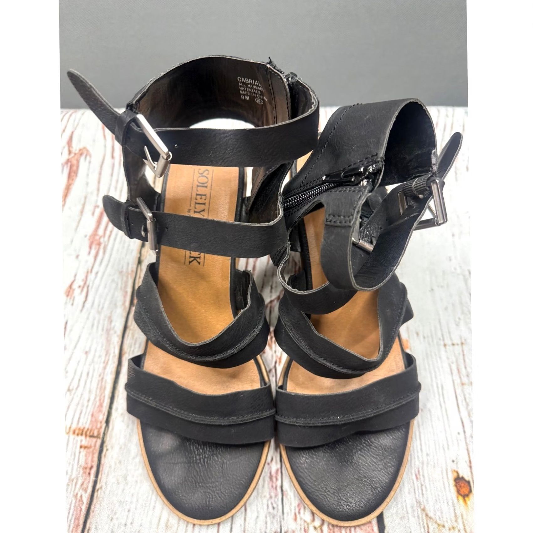 Vintage Solely Black Cabrial Sandals Women Black Gladiator Strappy Block Heel Size 9M Size US 9 / IT 39 - 7 Thumbnail