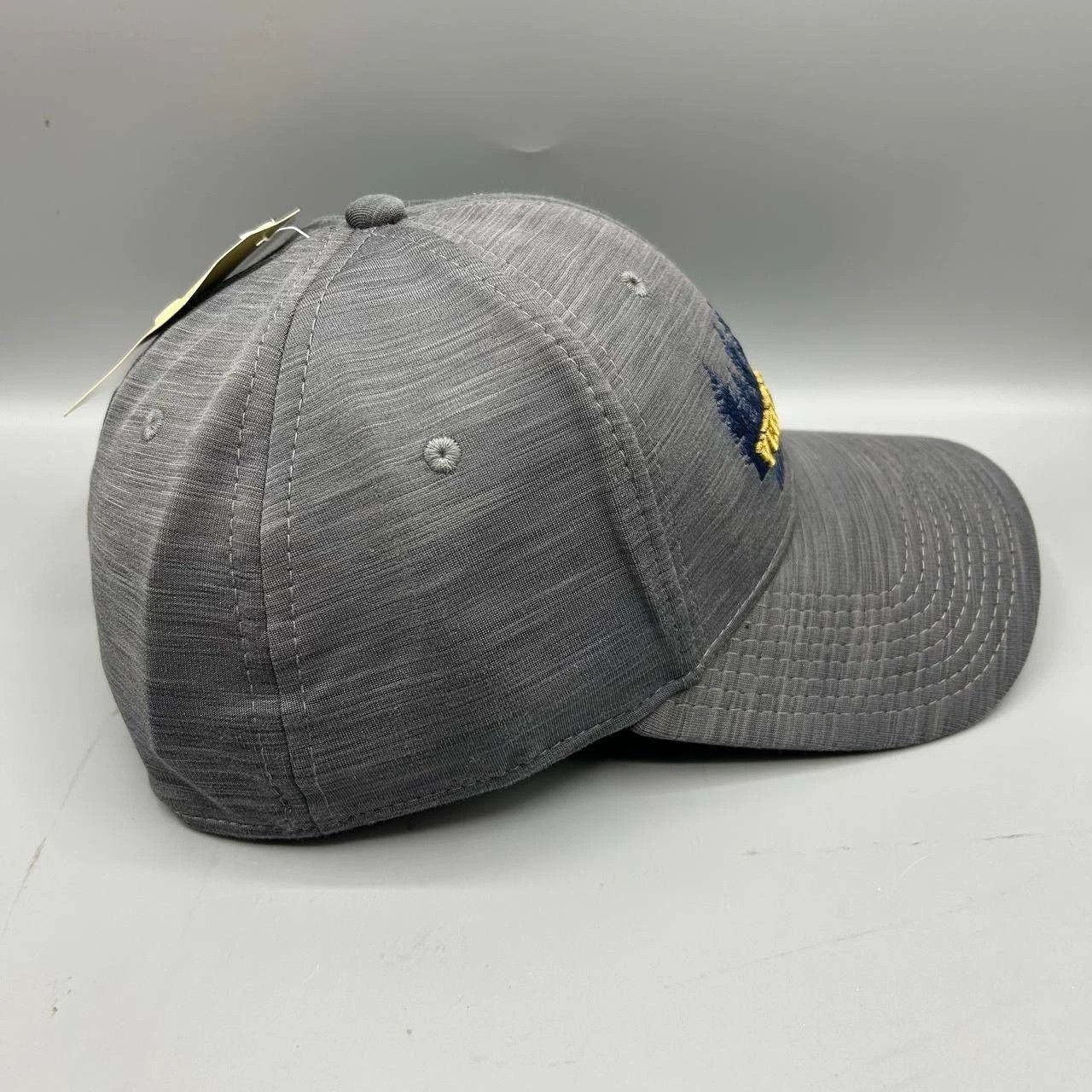 The Game Yellowstone National Park Hat Men S-M Gray Stretch Fitted Size ONE SIZE - 5 Thumbnail