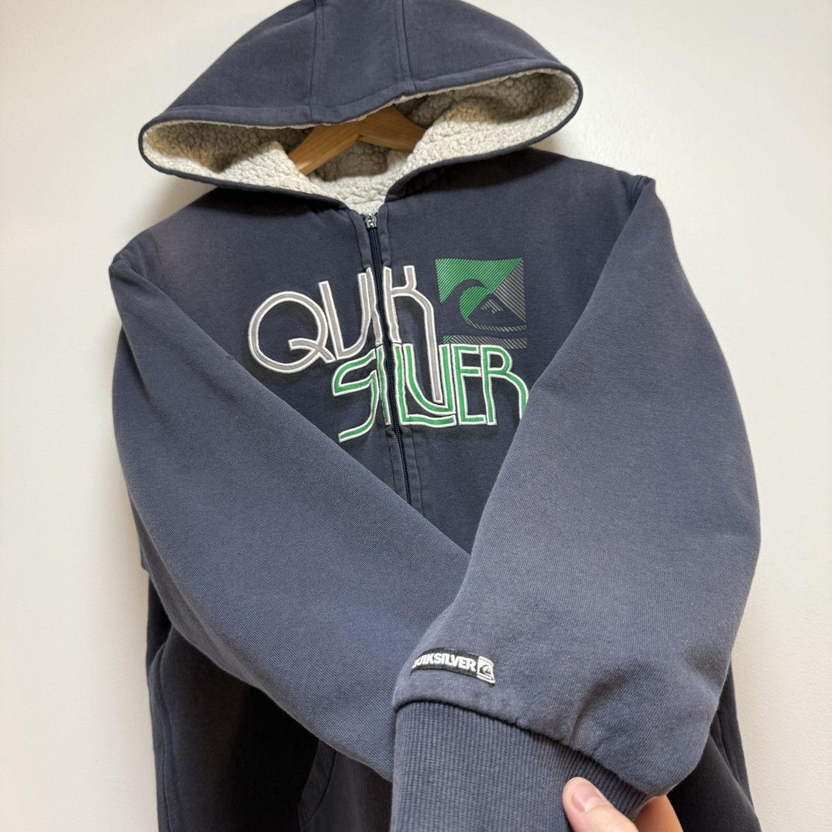 Quiksilver Vintage Quiksilver Zip Up Hoodie Sweatshirt Large Size US L / EU 52-54 / 3 - 3 Thumbnail