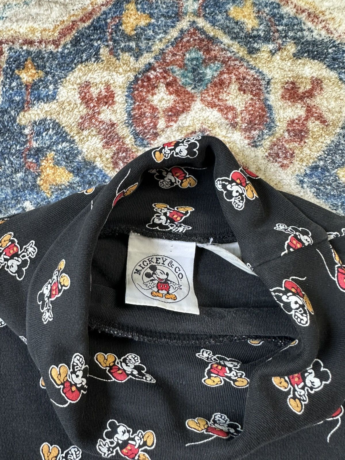 Disney × Vintage Vintage Mickey Mouse All Over Print Turtleneck T-shirt Size US M / EU 48-50 / 2 - 3 Thumbnail