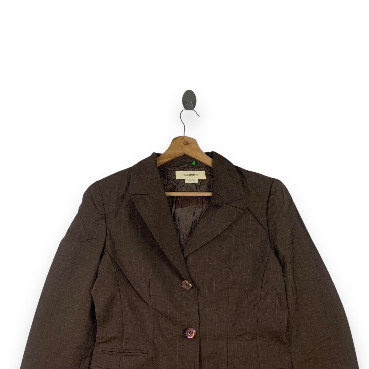 Vintage Vintage CARACTERE Made In Italy Brown Pinstripe 3 Button Size S / US 4 / IT 40 - 2 Thumbnail