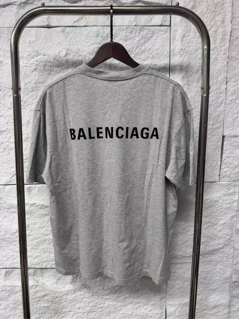 Balenciaga Balenciaga Grey front and back logo short sleeve Size US S / EU 44-46 / 1 - 2 Thumbnail