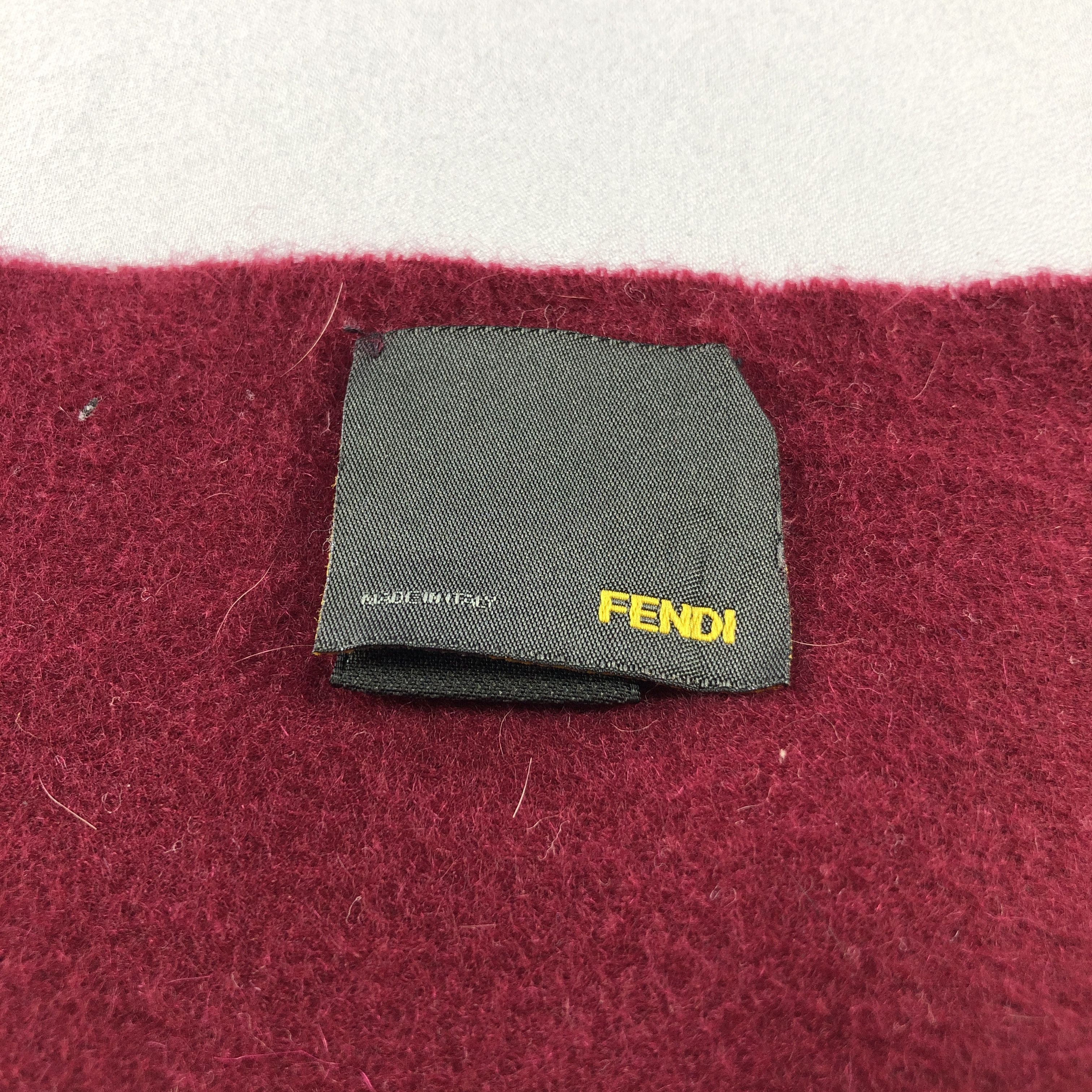 Fendi Fendi Plain Cashmere Muffler Scarf Neck Wrap V2839 Size ONE SIZE - 6 Thumbnail