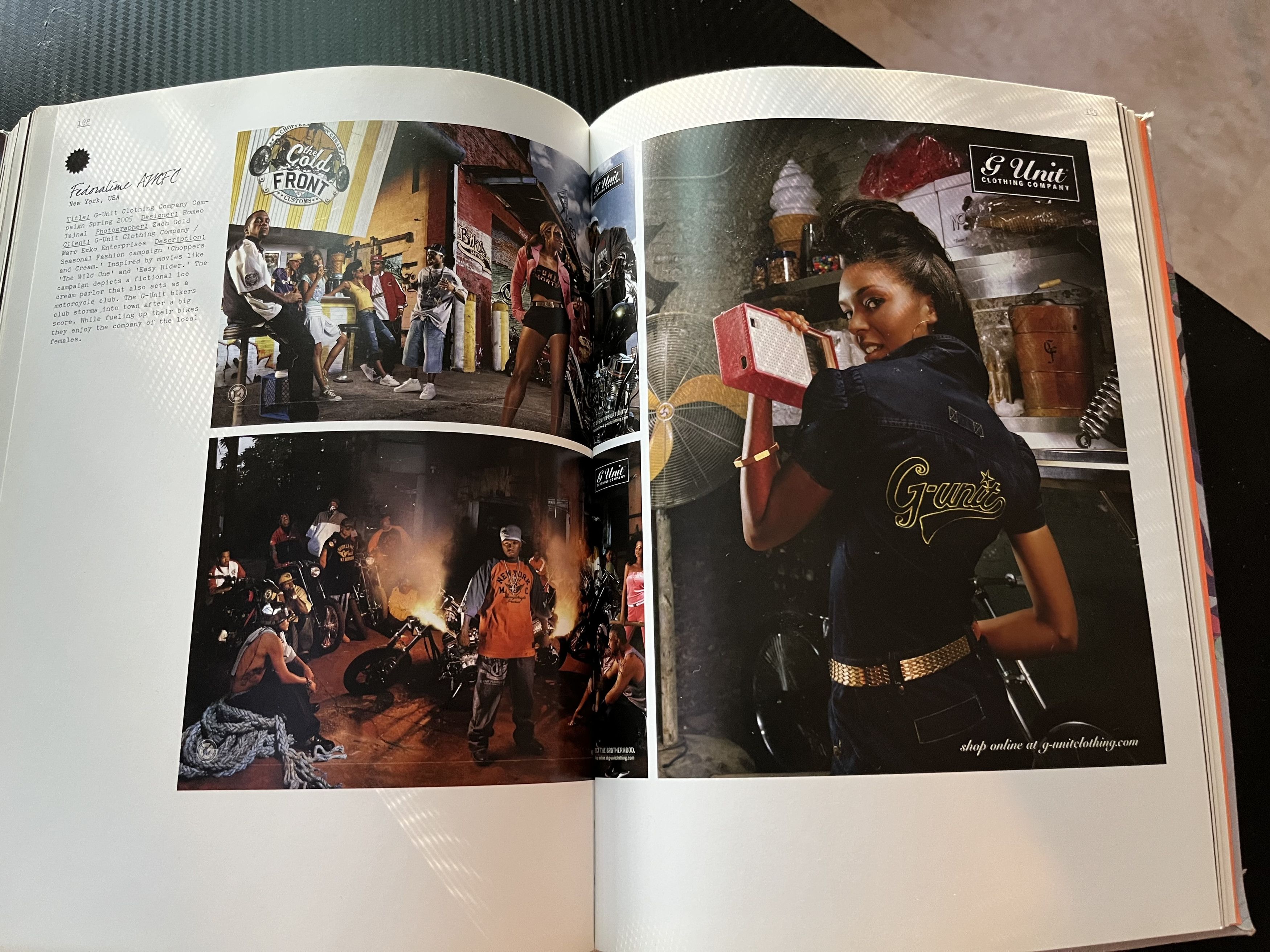 Other Archival Viction:ary "Fashion Unfolding" Sourcebook (2007) Size ONE SIZE - 5 Thumbnail