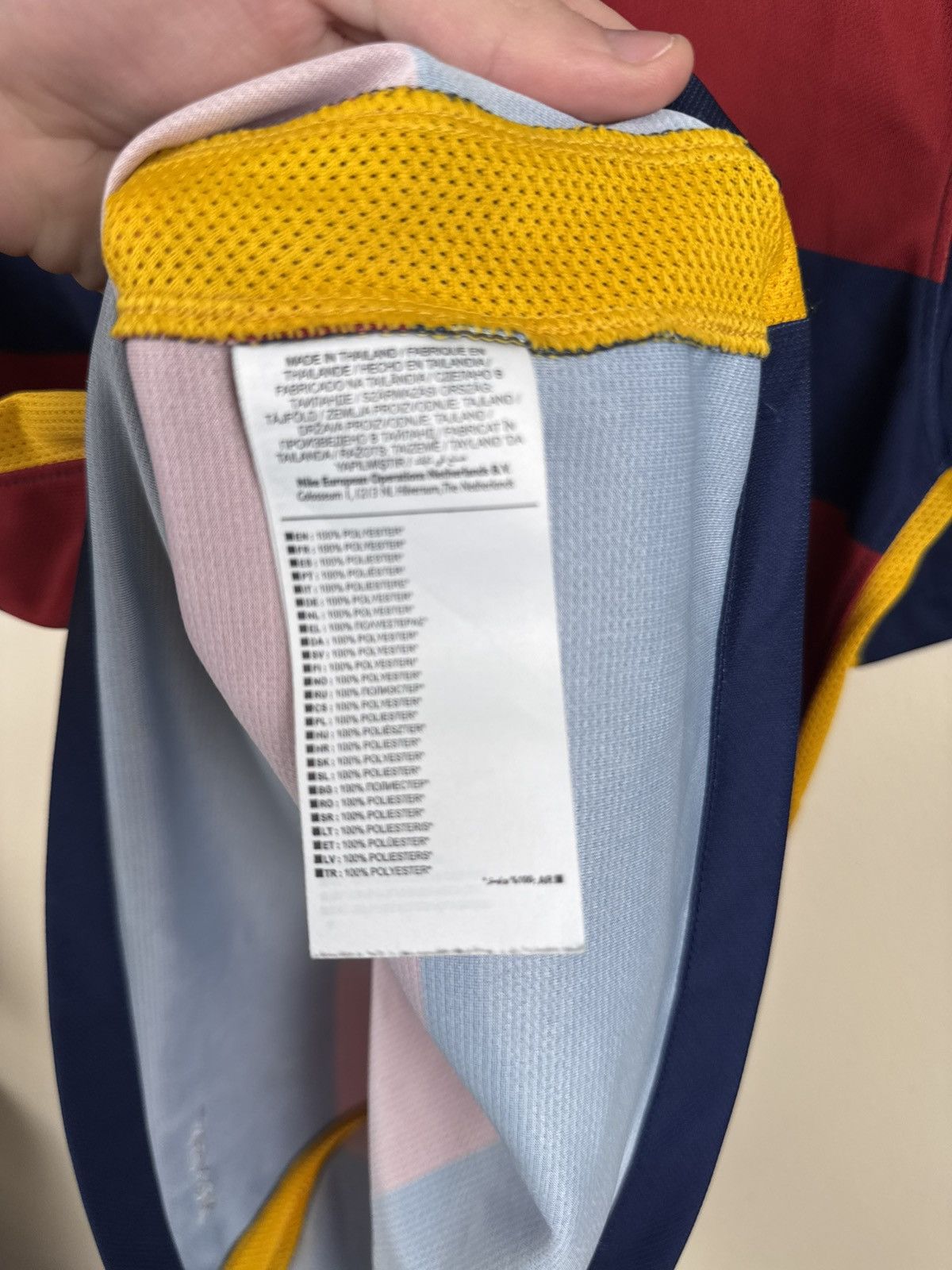 Nike Barcelona 2015 2016 Jersey Nike Home Kit Football Soccer S Size US S / EU 44-46 / 1 - 18 Thumbnail
