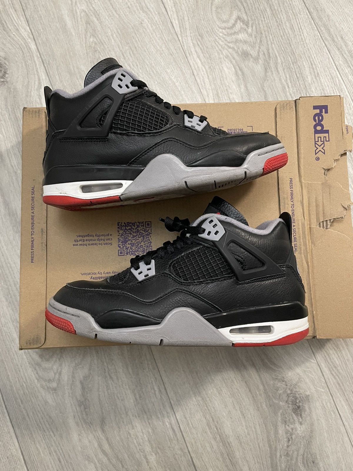 Jordan Brand Jordan 4 Bred Reimagined Size 7 Size US 7 / EU 40 - 5 Thumbnail