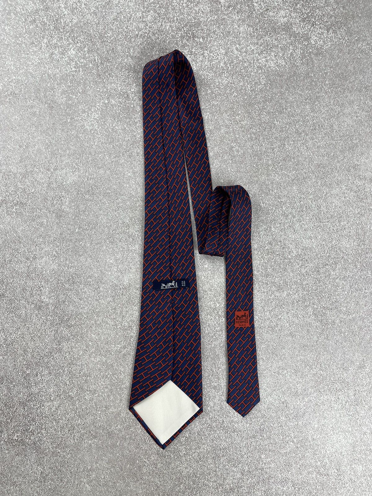 Hermes × Vintage Vintage Hermes Paris Monogram Silk Tie Size ONE SIZE - 6 Thumbnail