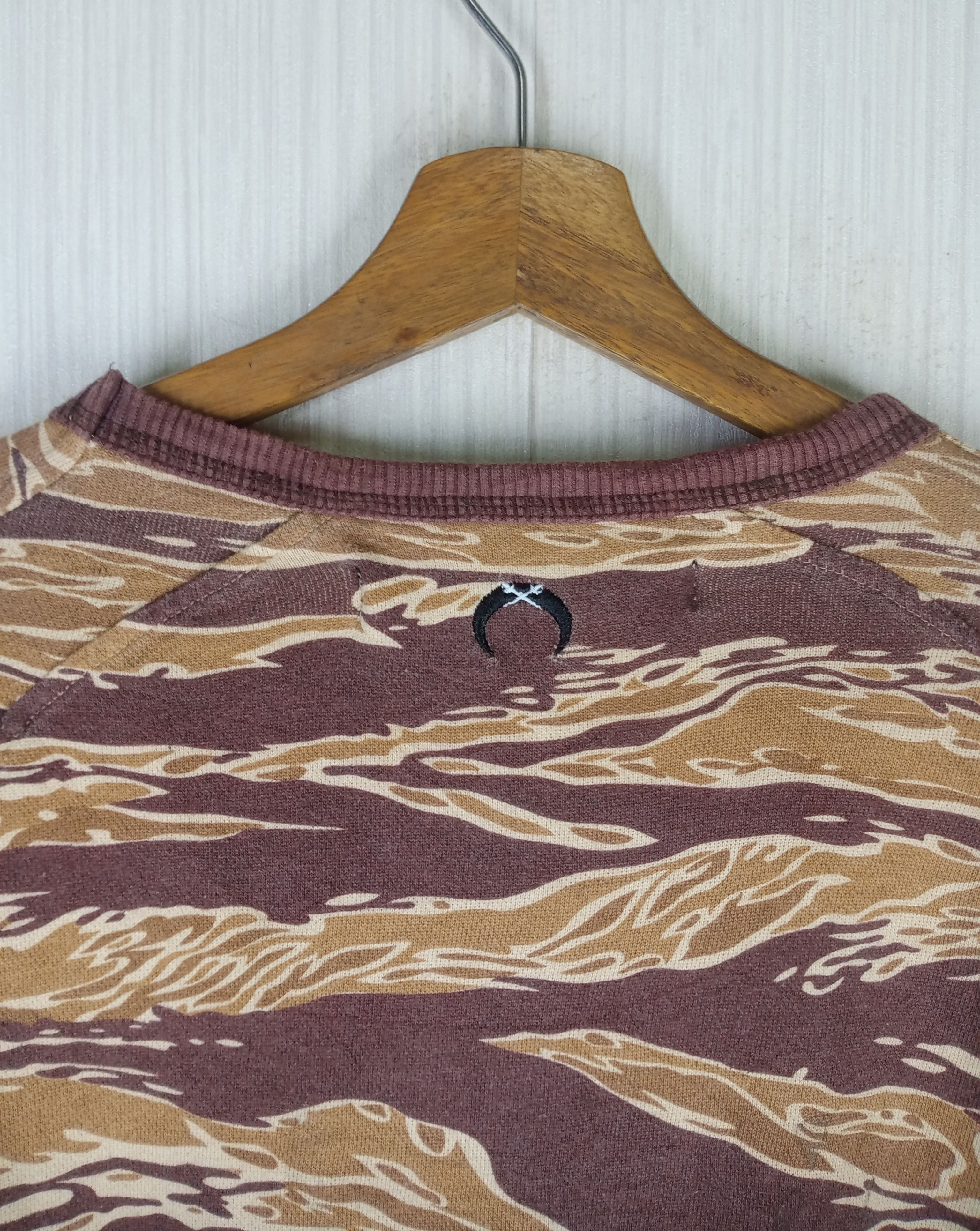 Black Scale RARE BLACK SCALE CAMO TIGER STRIPE SWEATSHIRT Size US M / EU 48-50 / 2 - 5 Thumbnail