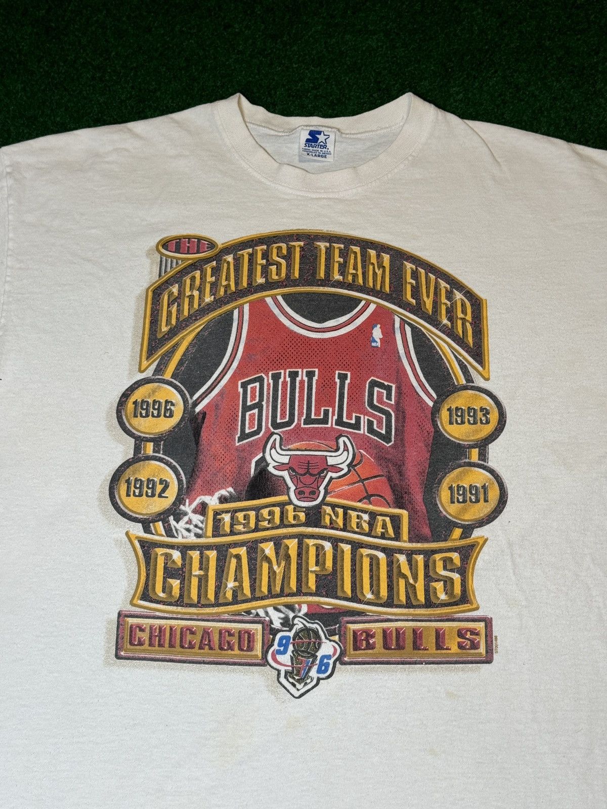 Starter × Vintage Vintage 90s Chicago Bulls 1996 NBA Champions Starter T Shirt Size US XL / EU 56 / 4 - 2 Thumbnail