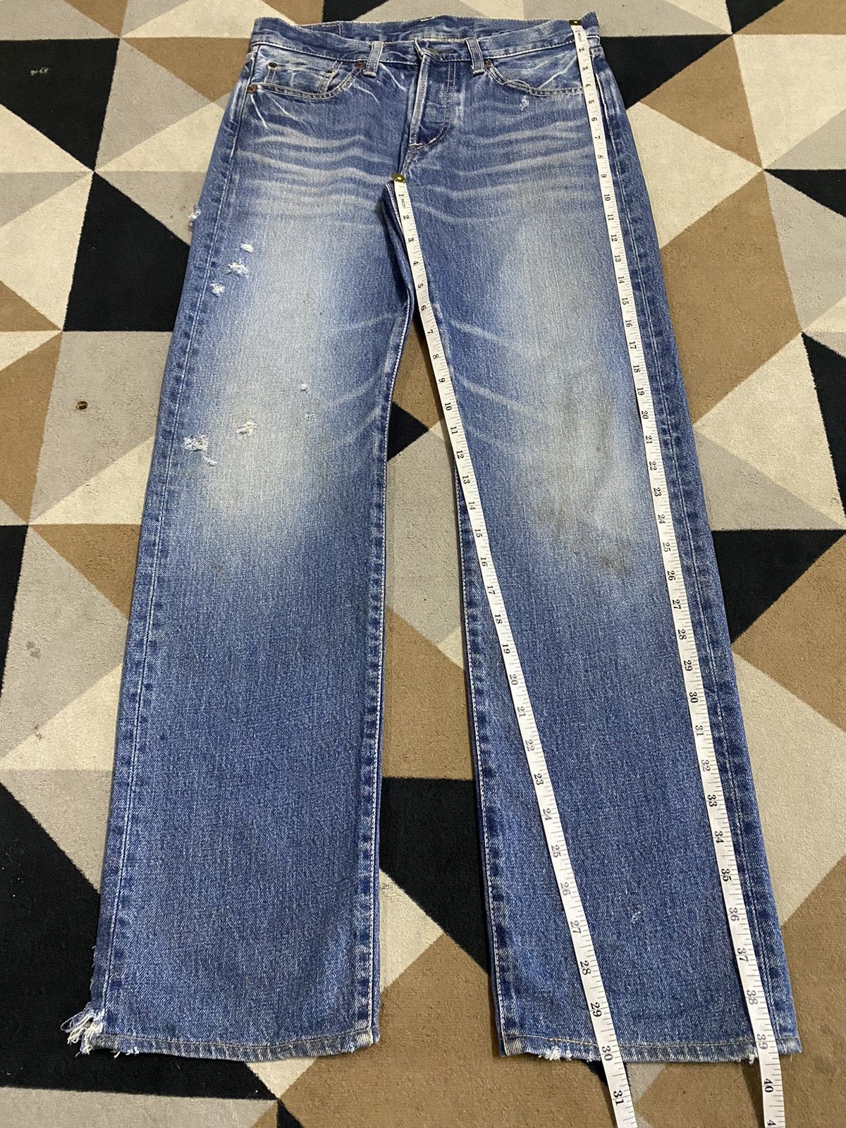 Japanese Brand Distressed - faded blue jeans with a worn look jeans Size US 30 / EU 46 - 13 Thumbnail