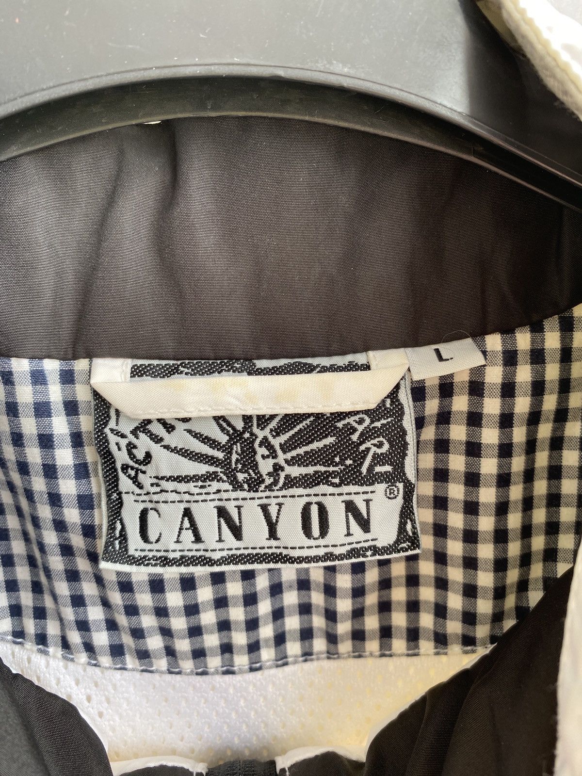 Vintage Bear open Canyon white coat Size US L / EU 52-54 / 3 - 5 Thumbnail