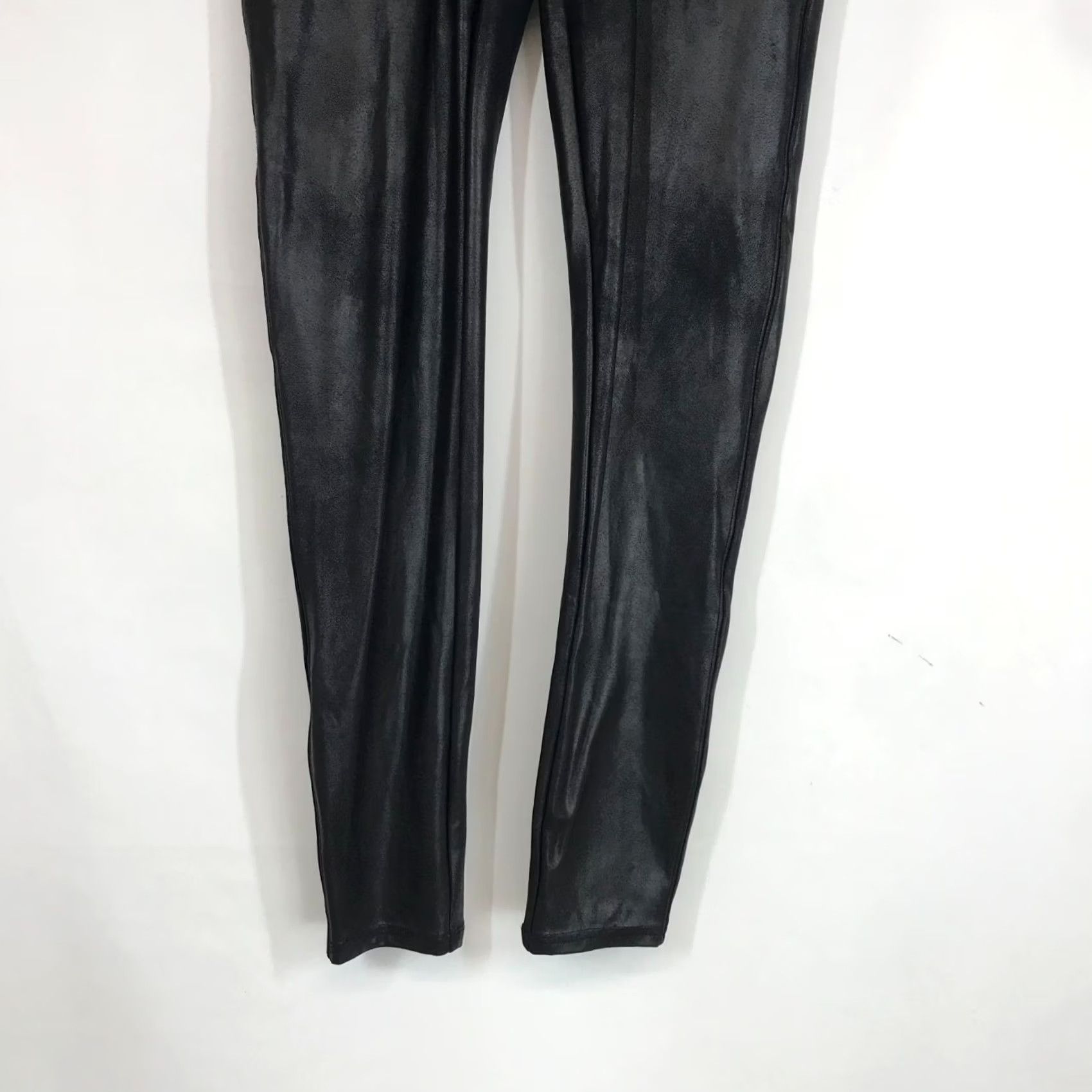 Spanx SPANX Womens XL Black Faux Leather Pull-On Leggings Pants Size 40" / US 18 - 3 Thumbnail