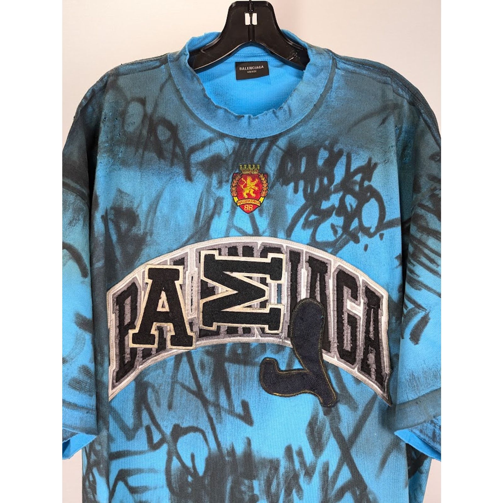 Balenciaga o1rshd1 Oversized T-Shirt Skater Graffiti in Azure Size US S / EU 44-46 / 1 - 4 Thumbnail