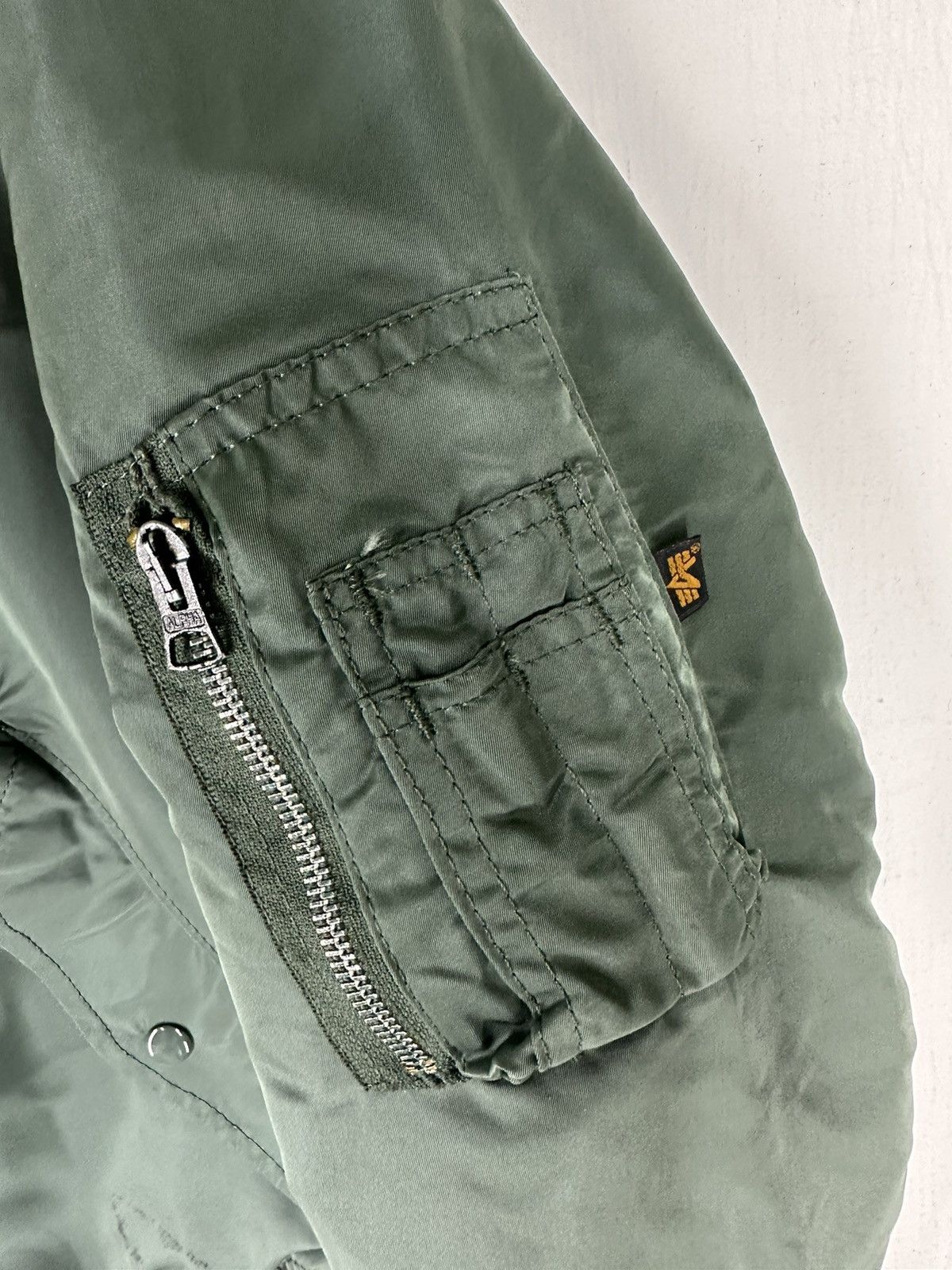 Alpha Industries Vintage Alpha Industries Embroidered Bomber Jacket Size US M / EU 48-50 / 2 - 6 Thumbnail