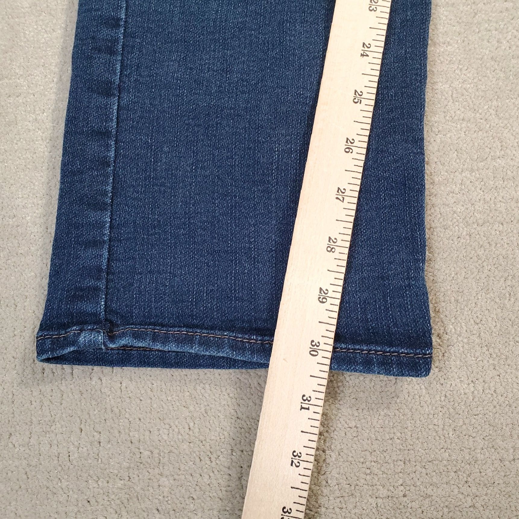Silver Jeans Co. Silver Jeans Mens Jeans 30x32 Blue Allan Straight Denim Dark Wash - Logo Pockets, Regular Fit, Cotton, Vintage: No, Size 30, Inseam 32, - Mens Size US 30 / EU 46 - 5 Thumbnail