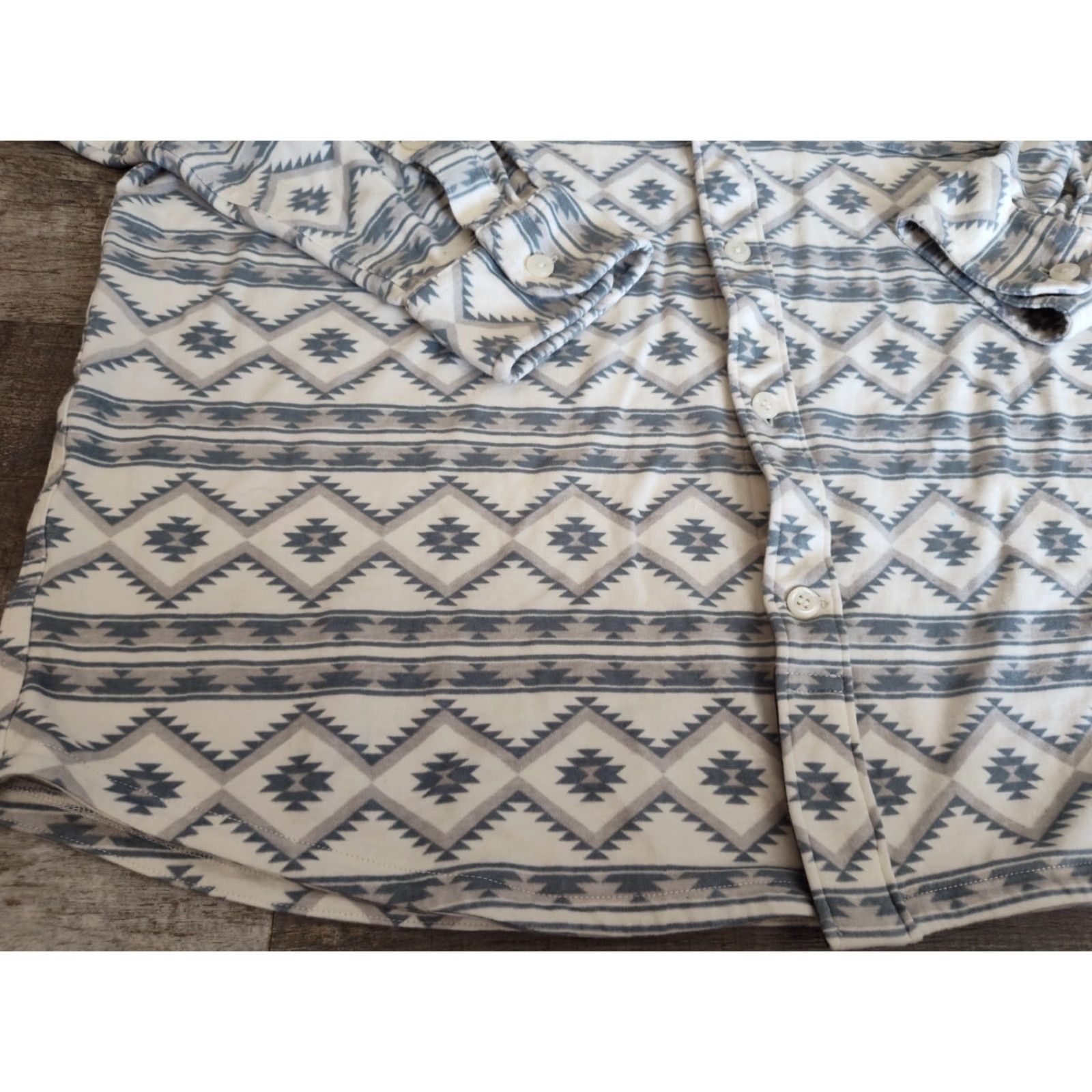 Duluth Trading Company Duluth Trading Co Shirt Mens L Button-Down Knit Cotton Aztec Multicolor Long Sleeve Lodge Classic Size US L / EU 52-54 / 3 - 2 Thumbnail