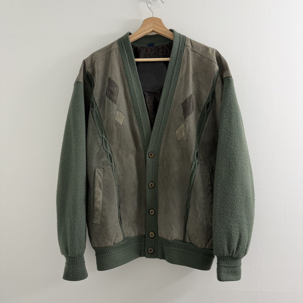 Vintage Vintage 60s Cotton Suede Cardigan Olive Green Cobain Size XL Size US XL / EU 56 / 4 - 1 Thumbnail