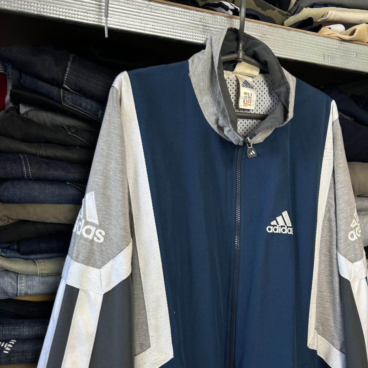 Adidas Vintage Adidas Small Logo 90’s Germany streetwear jacket Size US L / EU 52-54 / 3 - 2 Thumbnail