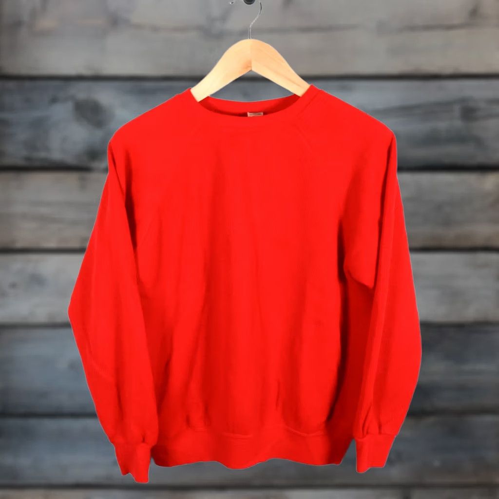 Vintage VINTAGE Sportswear Sweatshirt Shirt Adult Large Red Raglan Sleeve Creslan Acrylic USA Made Size US L / EU 52-54 / 3 - 1 Thumbnail