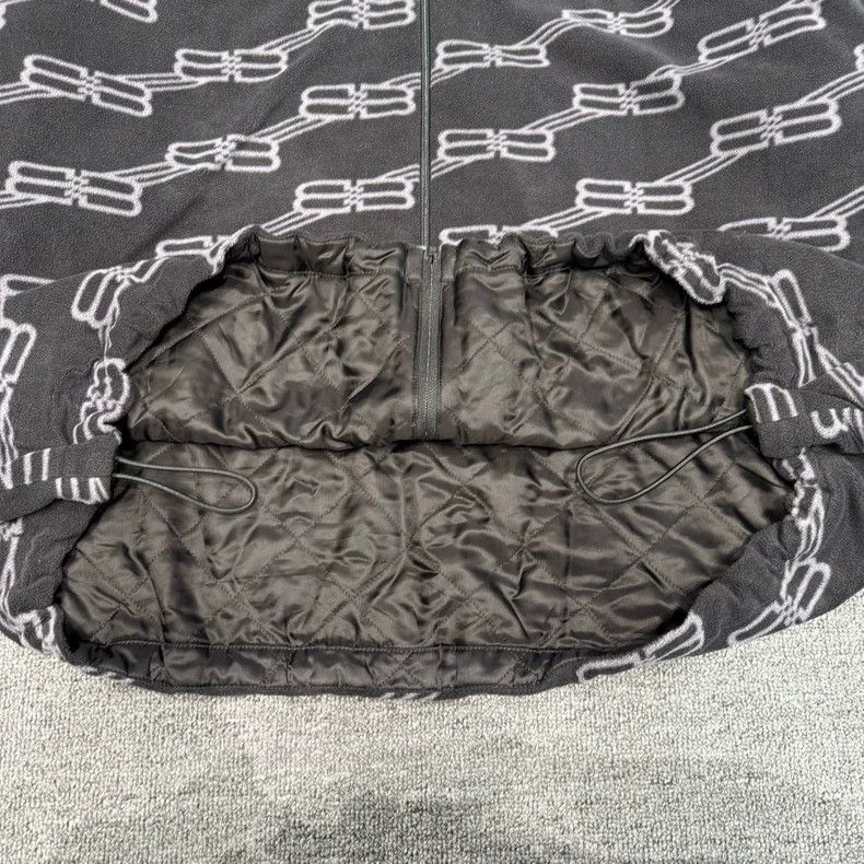 Balenciaga Balenciaga Black lock buckle full print polar fleece jacke Size US S / EU 44-46 / 1 - 6 Thumbnail
