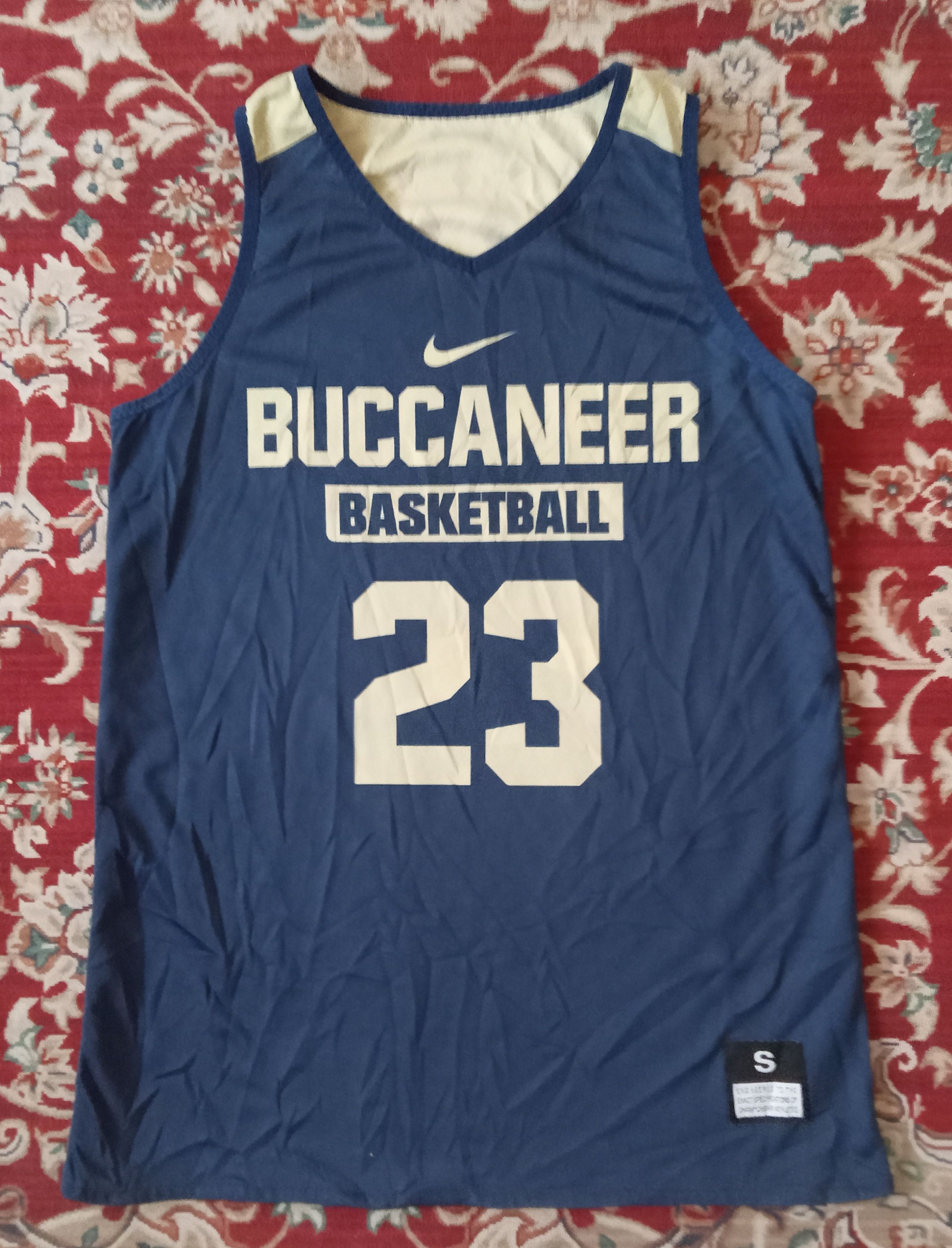 Nike Nike Buccaneer Basketball Reversible Jersey Size US S / EU 44-46 / 1 - 1 Thumbnail