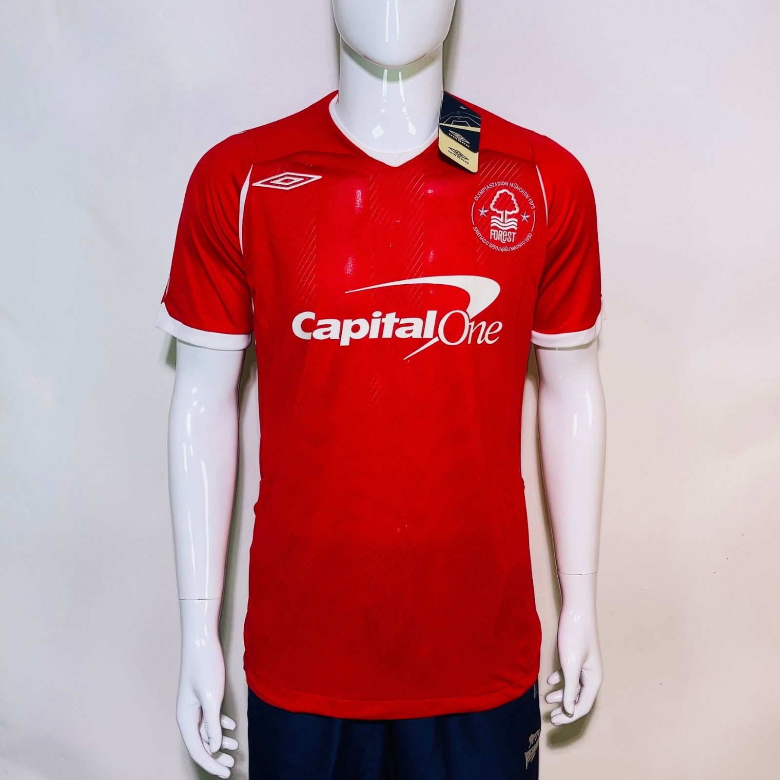 Umbro 2008-09 Nottingham Forest Home Umbro 735941JHS Size US S / EU 44-46 / 1 - 1 Thumbnail