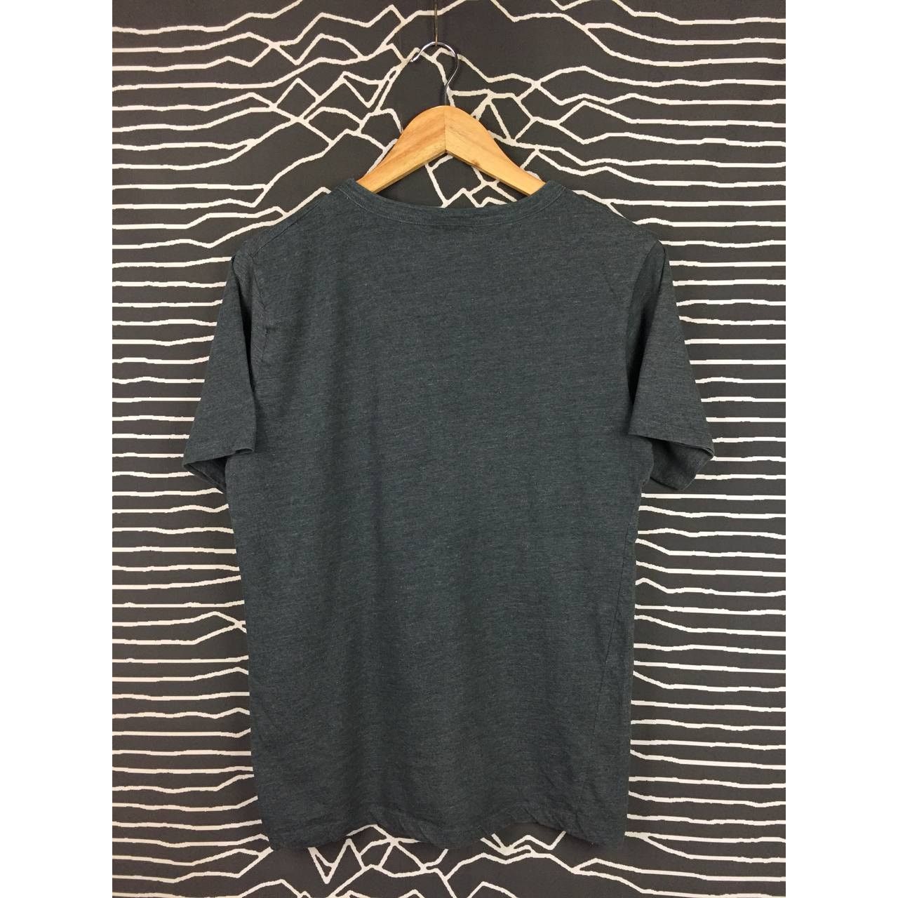 Vintage Utility Crossed Swords Skull Graphic Streetwear Tee Size US M / EU 48-50 / 2 - 5 Thumbnail