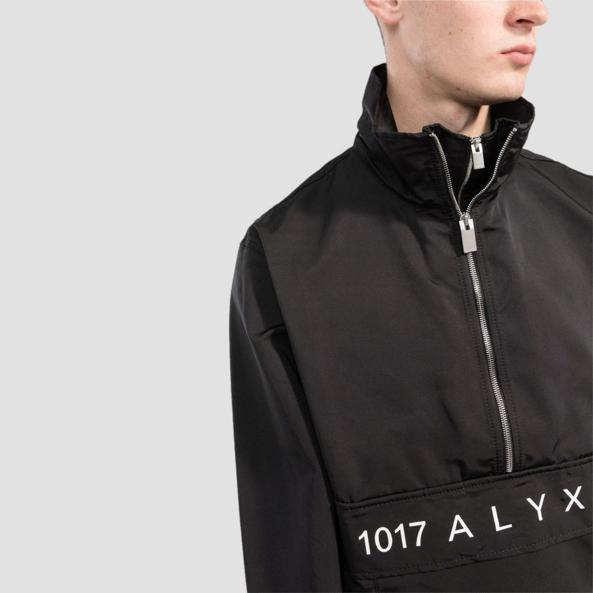 1017 ALYX 9SM 1017 ALYX 9SM Track Windbreaker Size US S / EU 44-46 / 1 - 5 Thumbnail
