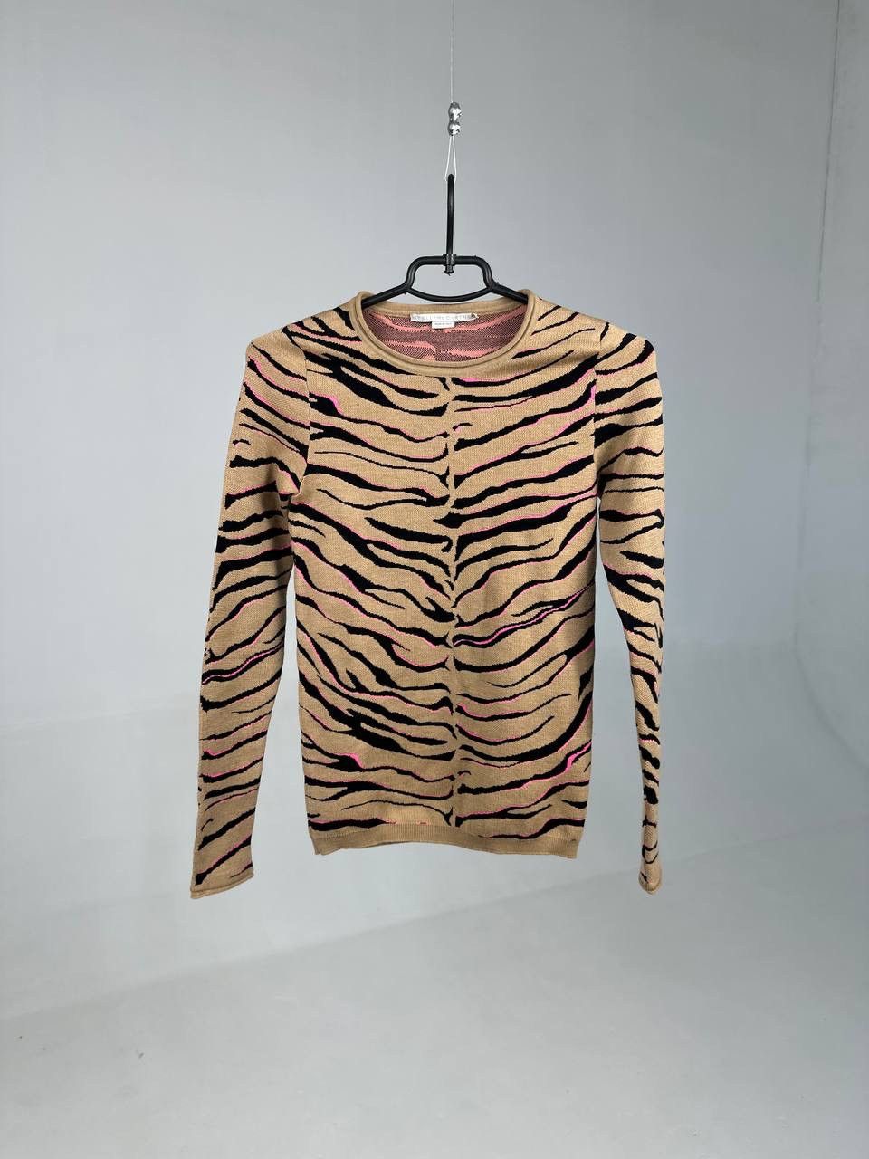 Stella McCartney Stella McCartney Tiger-Stripe Print Jacquard Sweater Size XS / US 0-2 / IT 36-38 - 3 Thumbnail
