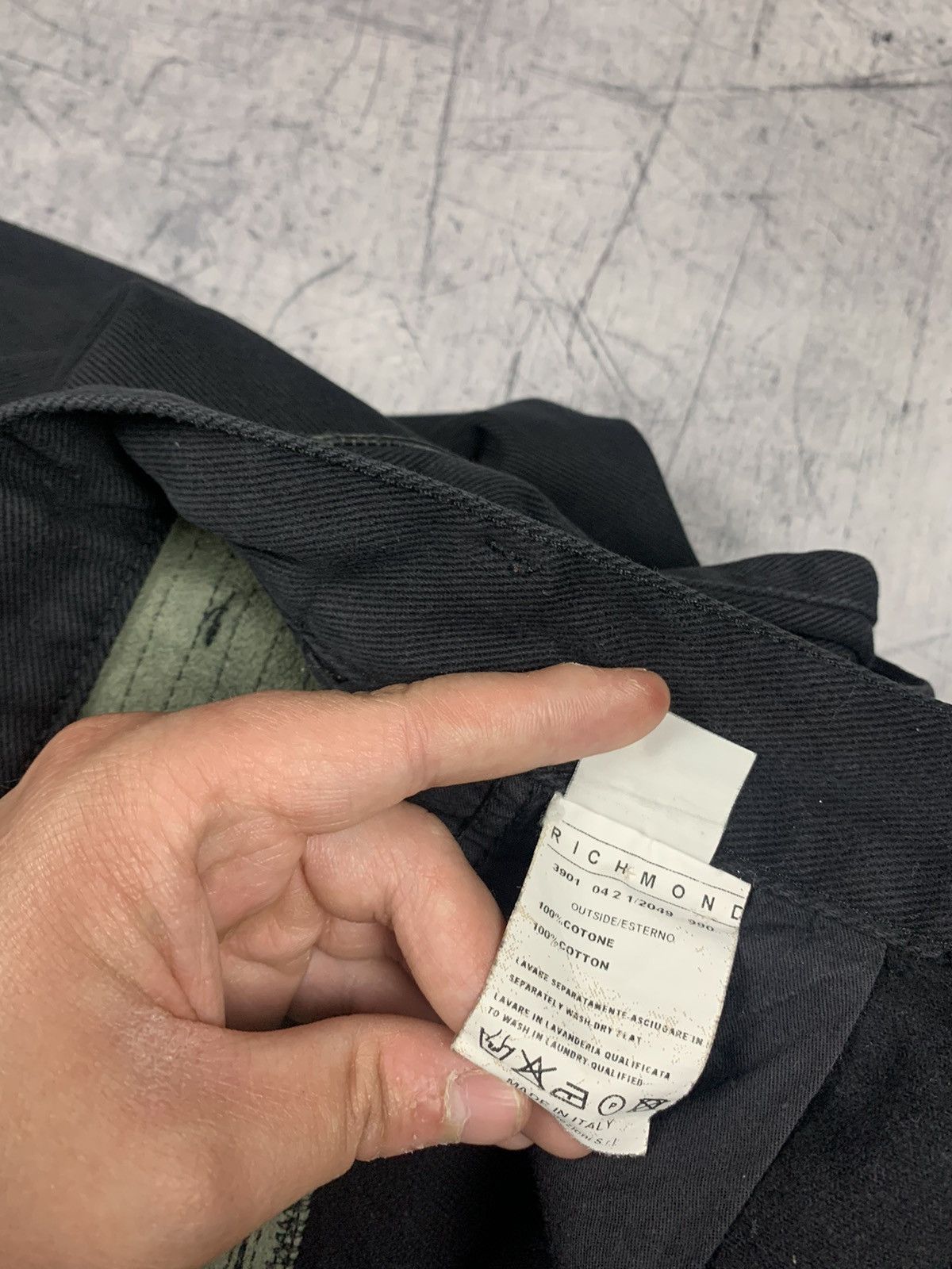 John Richmond Men’s Designer John Richmond Black Straight Jeans Size 35 Size US 35 - 13 Thumbnail