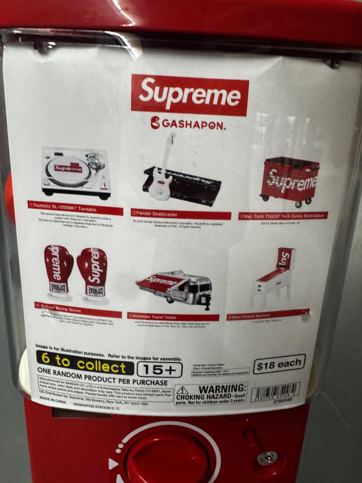 Supreme Bandai Gashapon Machine 6セット Supreme Supreme