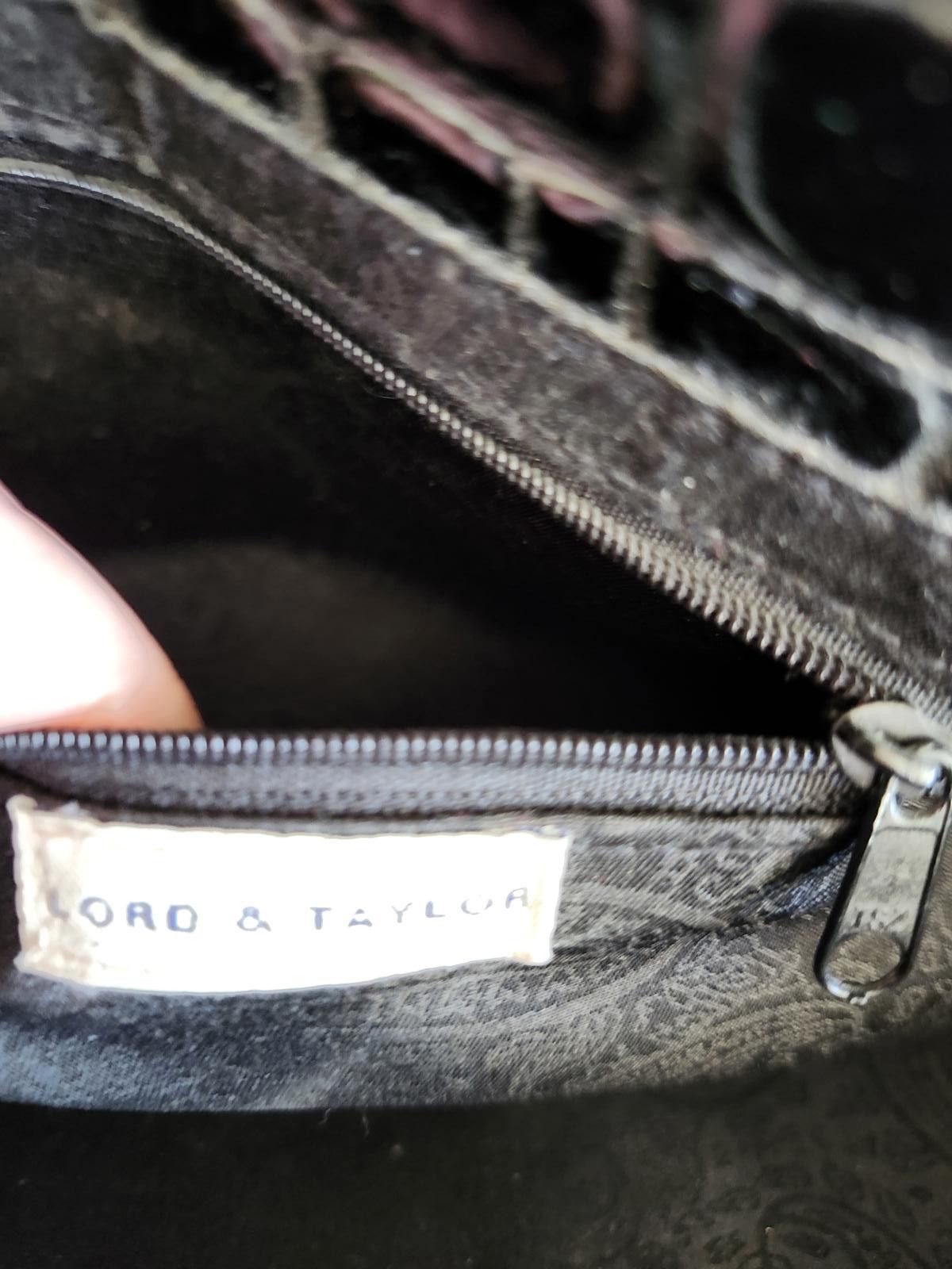 Designer Lord and Taylor black bag Size ONE SIZE - 3 Thumbnail