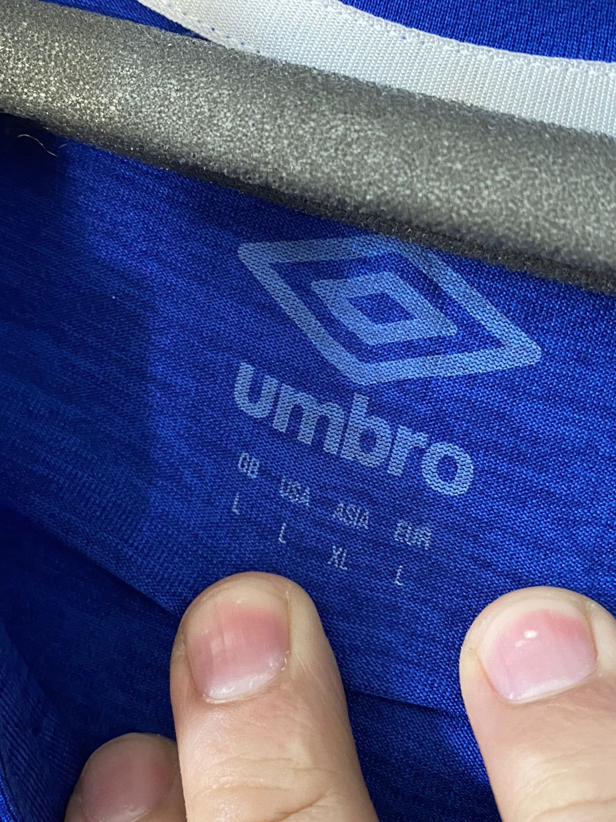 Umbro × Vintage Vintage Umbro Everton Soccer Jersey Hype Drill Size US L / EU 52-54 / 3 - 2 Thumbnail