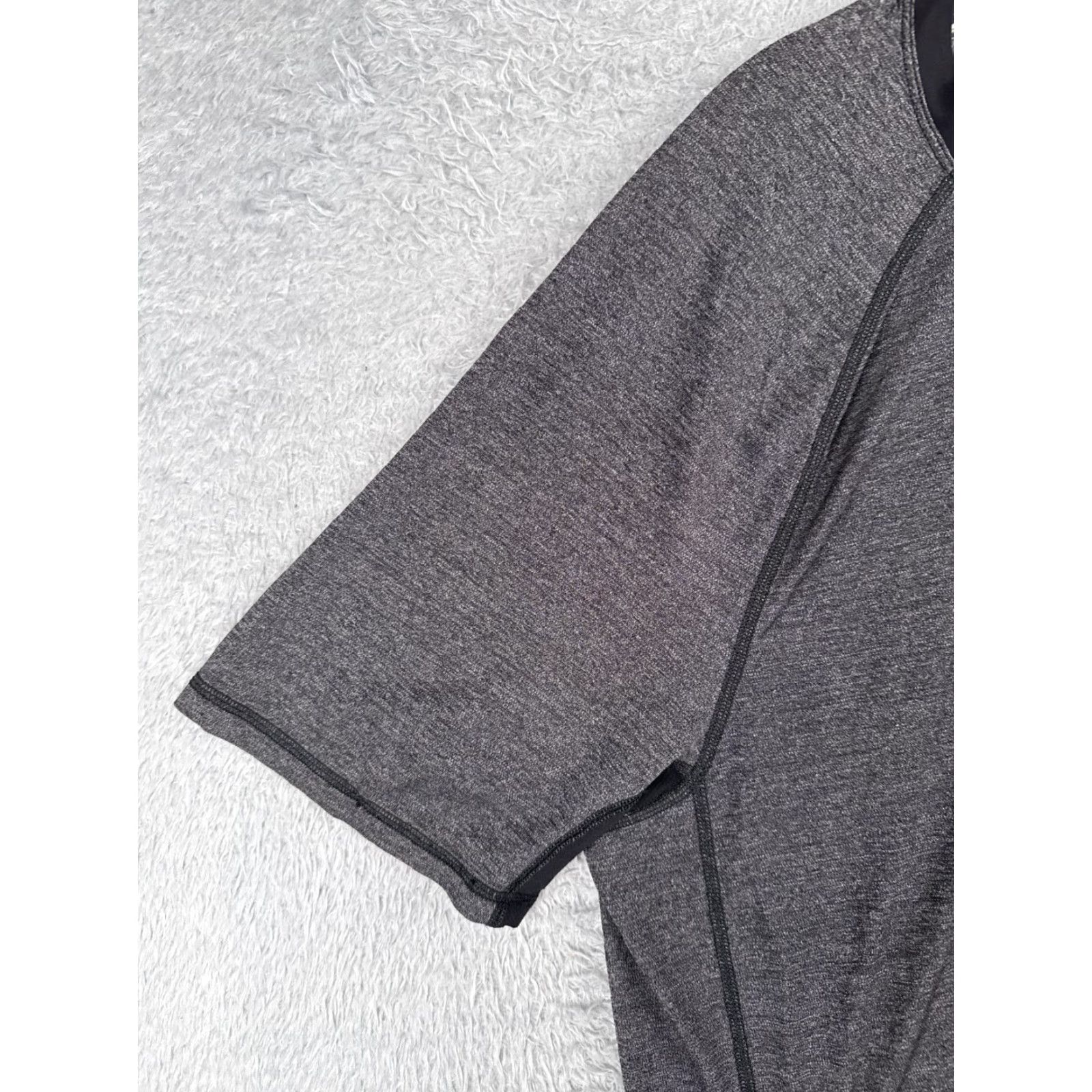 Lululemon Lululemon Shirt Men Large Gray Heather White Short Sleeve Crew Neck READ ME Shirt Men L Gray Poly Microfiber Logo All Seasons Breathable Vintage: No Size US L / EU 52-54 / 3 - 3 Thumbnail