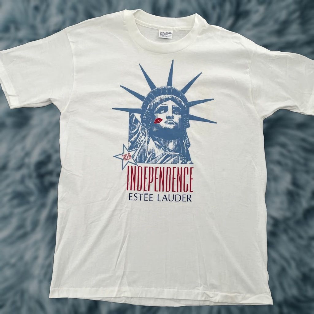 Vintage VINTAGE Estee Lauder White Cotton T-Shirt Adult 2XL Patriotic Statue of Liberty Face USA 90s Mens Size US XXL / EU 58 / 5 - 1 Thumbnail