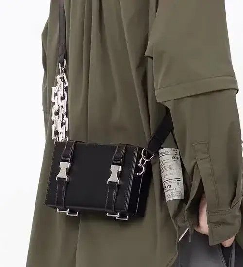 Japanese Brand Fashion retro PU leather buckle chain shoulder box bag Size ONE SIZE - 2 Thumbnail