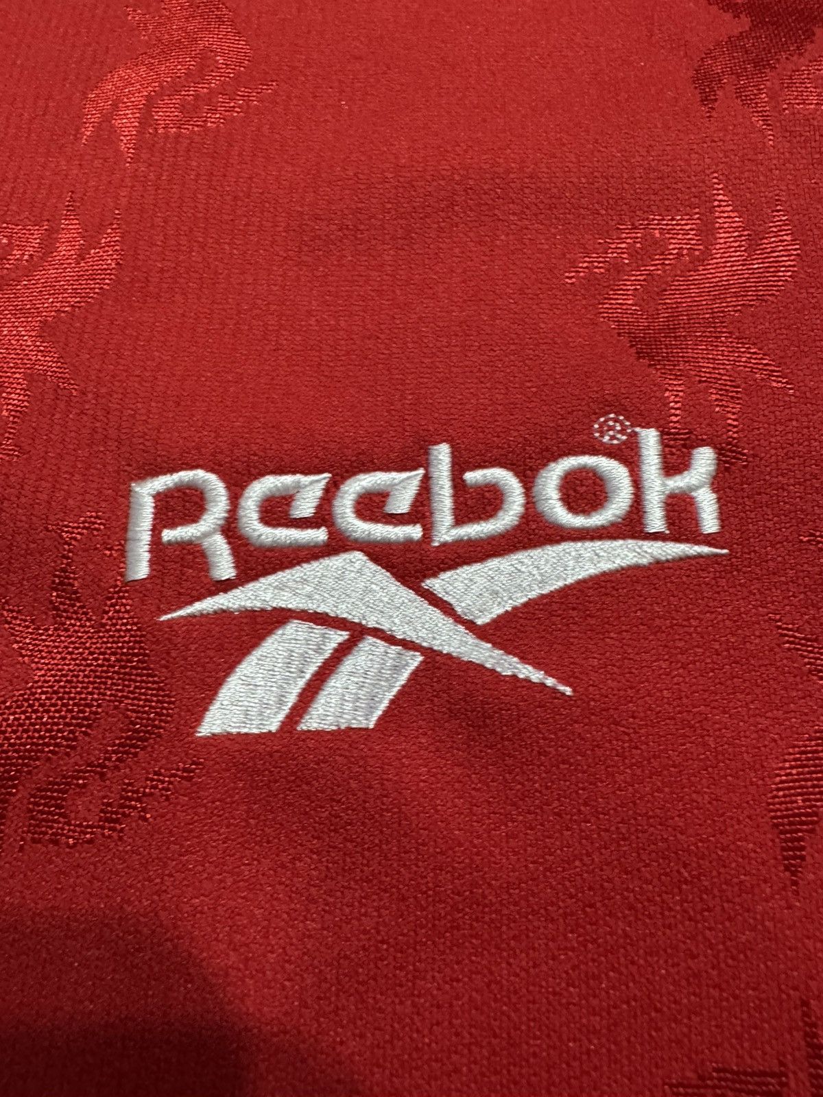 Reebok Reebok Liverpool FC #10 Barnes 1996/98 97 XL new home jersey Size US XL / EU 56 / 4 - 6 Thumbnail