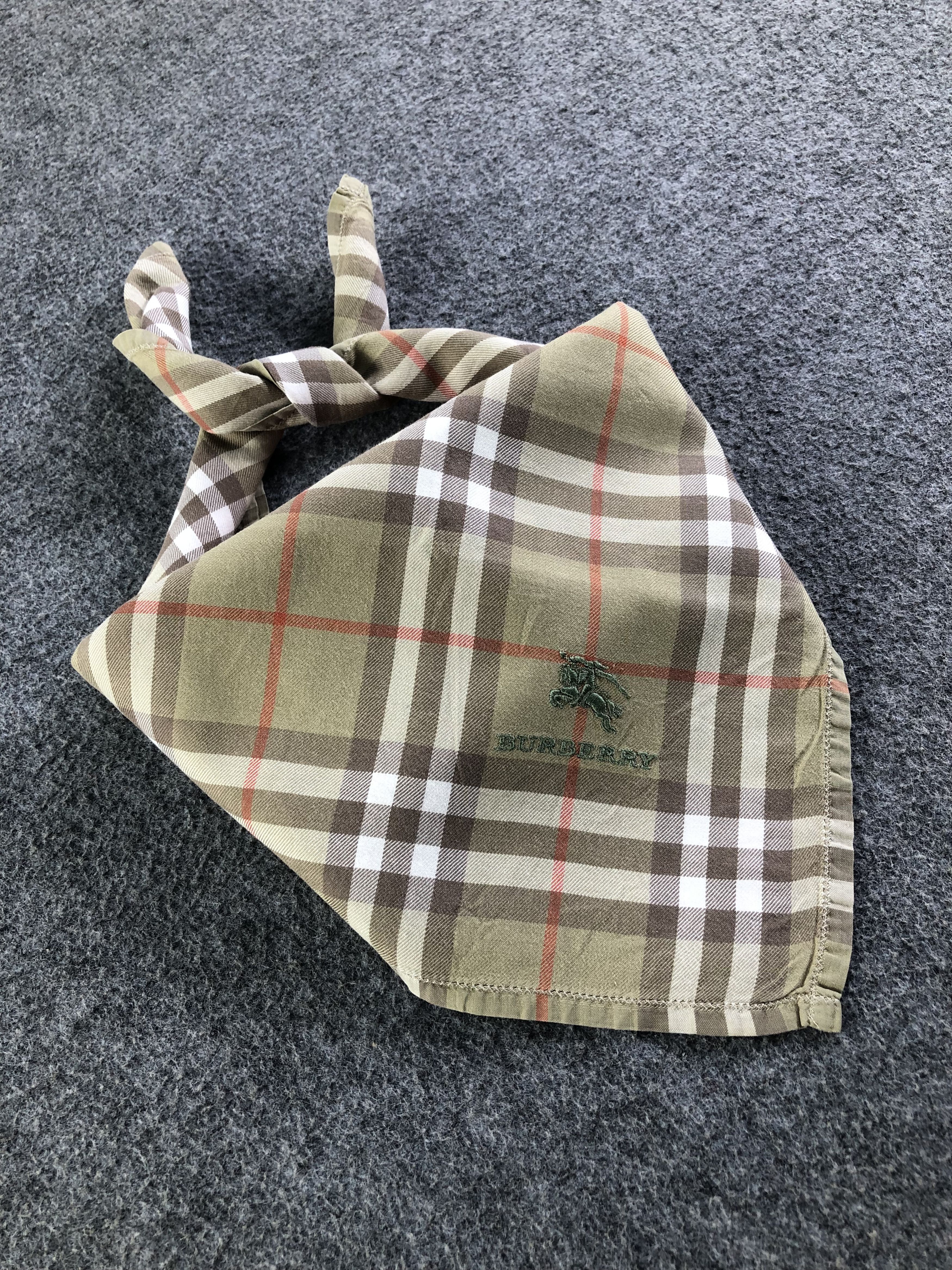 Burberry Burberry Handkerchief / Bandana / Neckerchief / Headscarf Size ONE SIZE - 2 Thumbnail