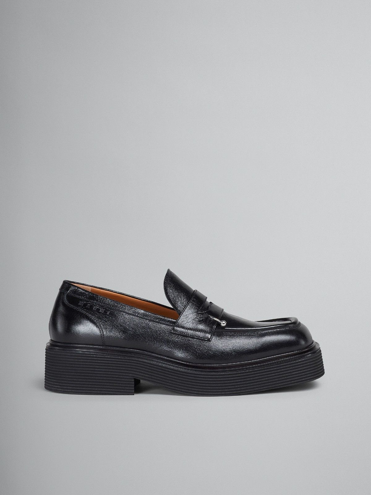Marni o1s22i1n0924 Chunky Leather Loafers in Black Size US 12 / EU 45 - 2 Thumbnail