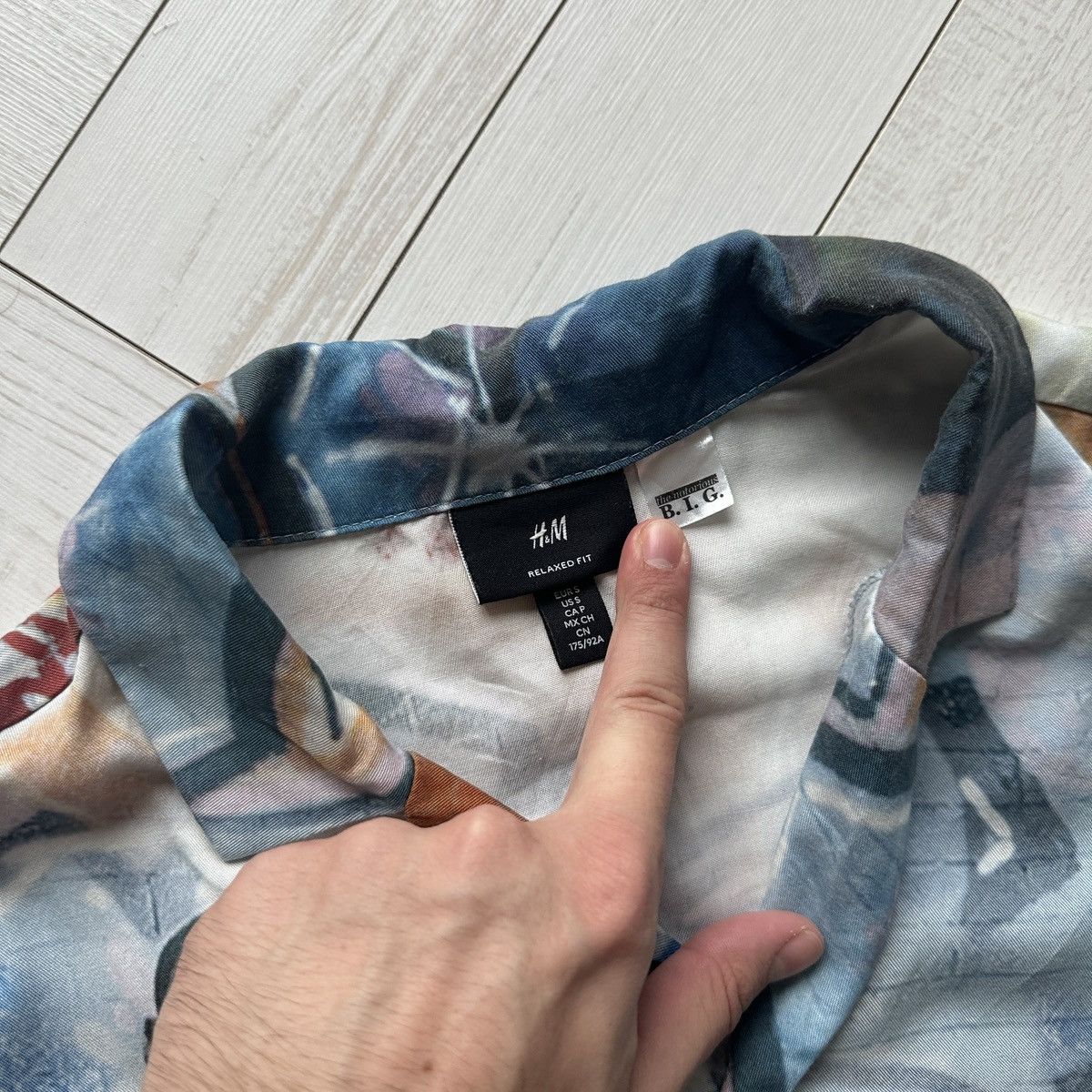 Rap Tees Notorious BIG x H&M AOP shirt relaxed fit rap Tupac og hype Size US S / EU 44-46 / 1 - 5 Thumbnail