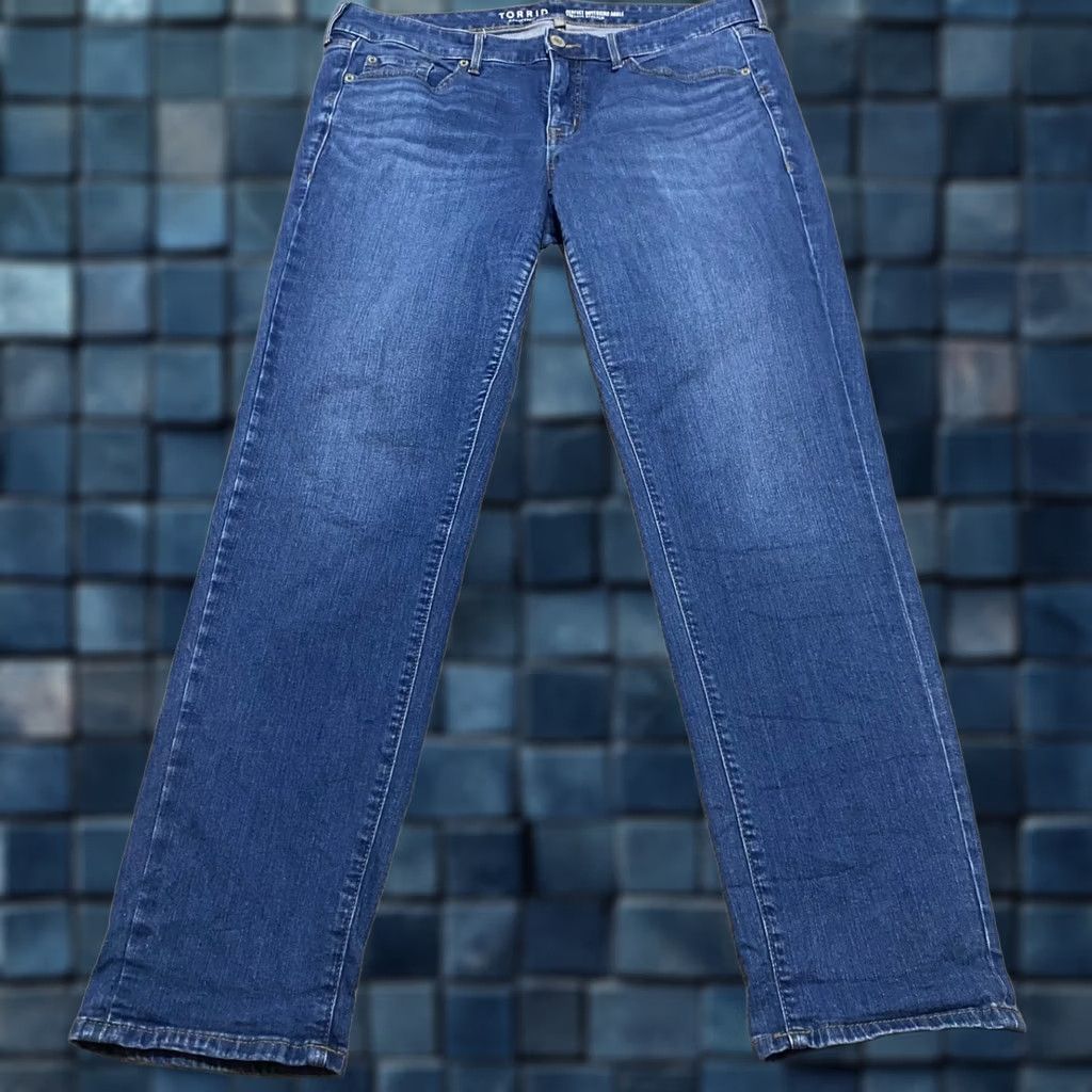 Torrid Torrid Jeans 12 Tall Blue Denim Medium Wash Boyfriend Ankle Stretch Shirt Womens Pants Casual Regular Slim Fit Size 34" / US 12 / IT 48 - 1 Thumbnail