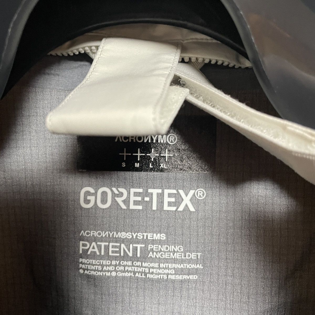 Acronym J47TS-GT-WHT WHITE L Size US L / EU 52-54 / 3 - 6 Thumbnail