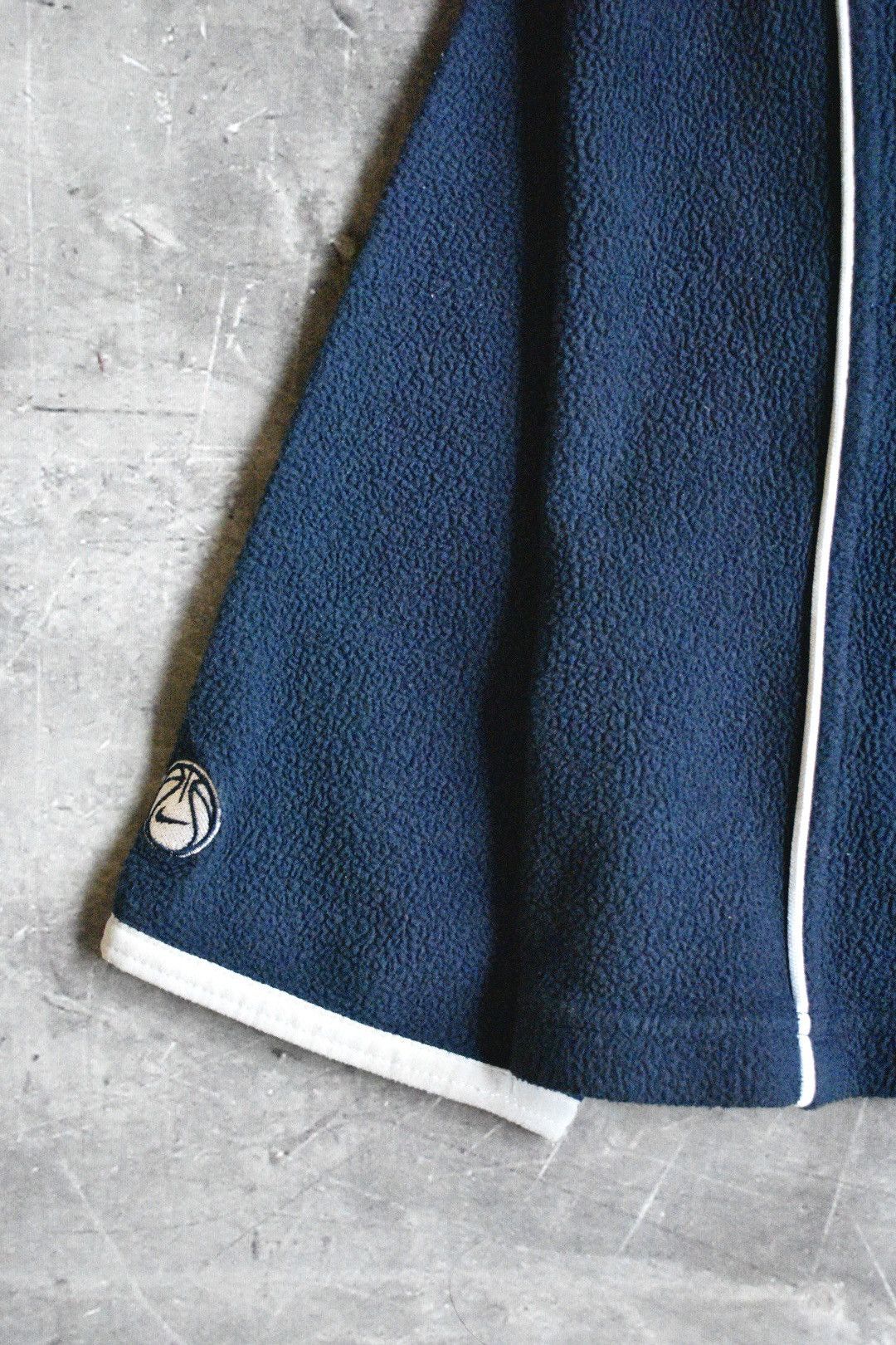 Nike Vintage Y2K Nike Basketball Fleece Sweatshirt (L) Size US L / EU 52-54 / 3 - 4 Thumbnail