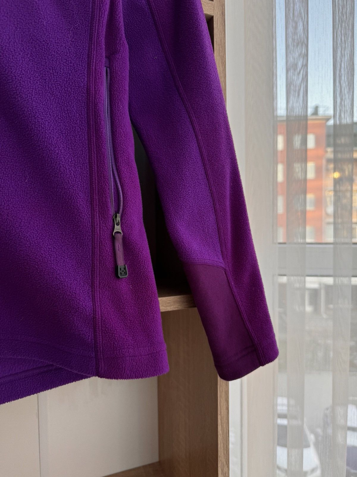 Haglofs × Vintage Vintage Haglofs Astro Scandinavian Purple W’ Fleece Jacket Size S / US 4 / IT 40 - 3 Thumbnail