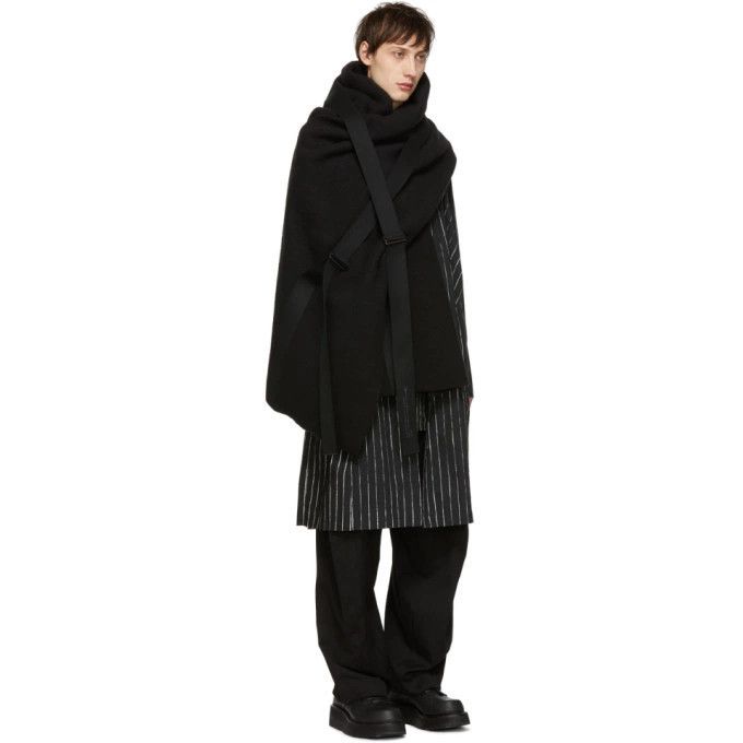 Julius o1tko11025 Size: OS / Harness Scarf in Black Size ONE SIZE - 3 Thumbnail