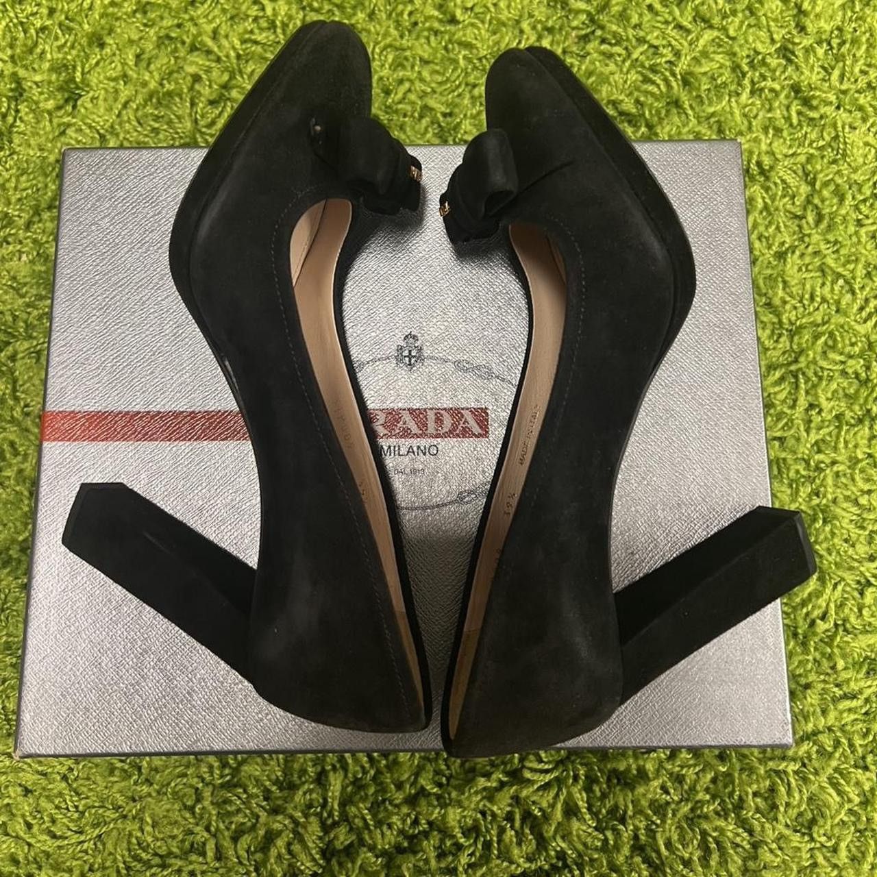 Prada Women's Prada Black Suede Pumps With Bow Detail Size US 9 / IT 39 - 4 Thumbnail