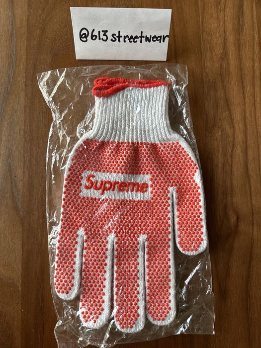 Supreme garden outlet gloves