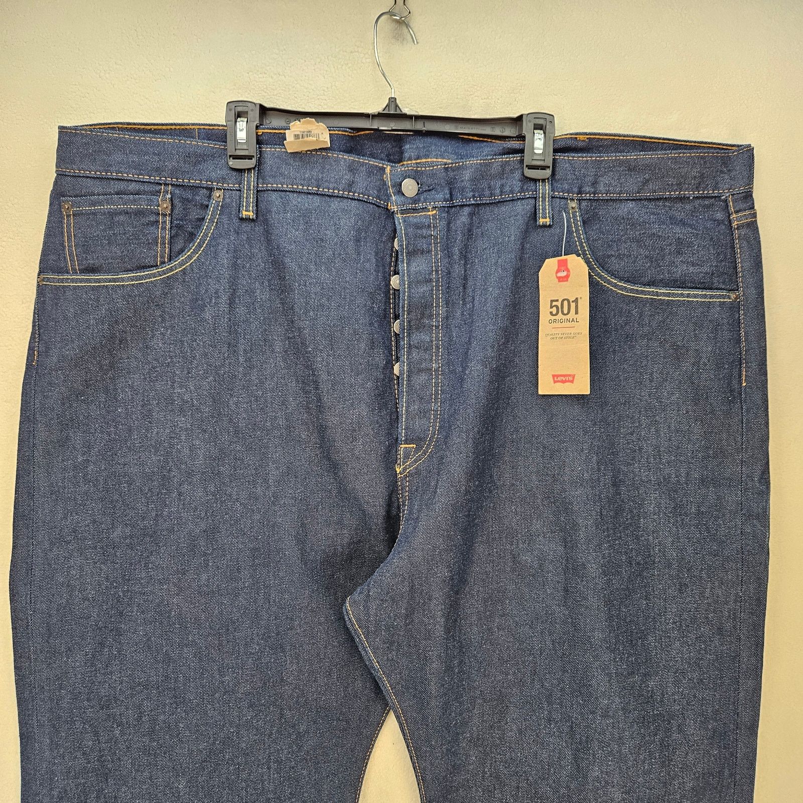 Levi's LEVI'S 501 MEN'S 52X30 ORIGINAL BUTTON FLY DARK WASH JEANS Size US 44 / EU 60 - 6 Thumbnail
