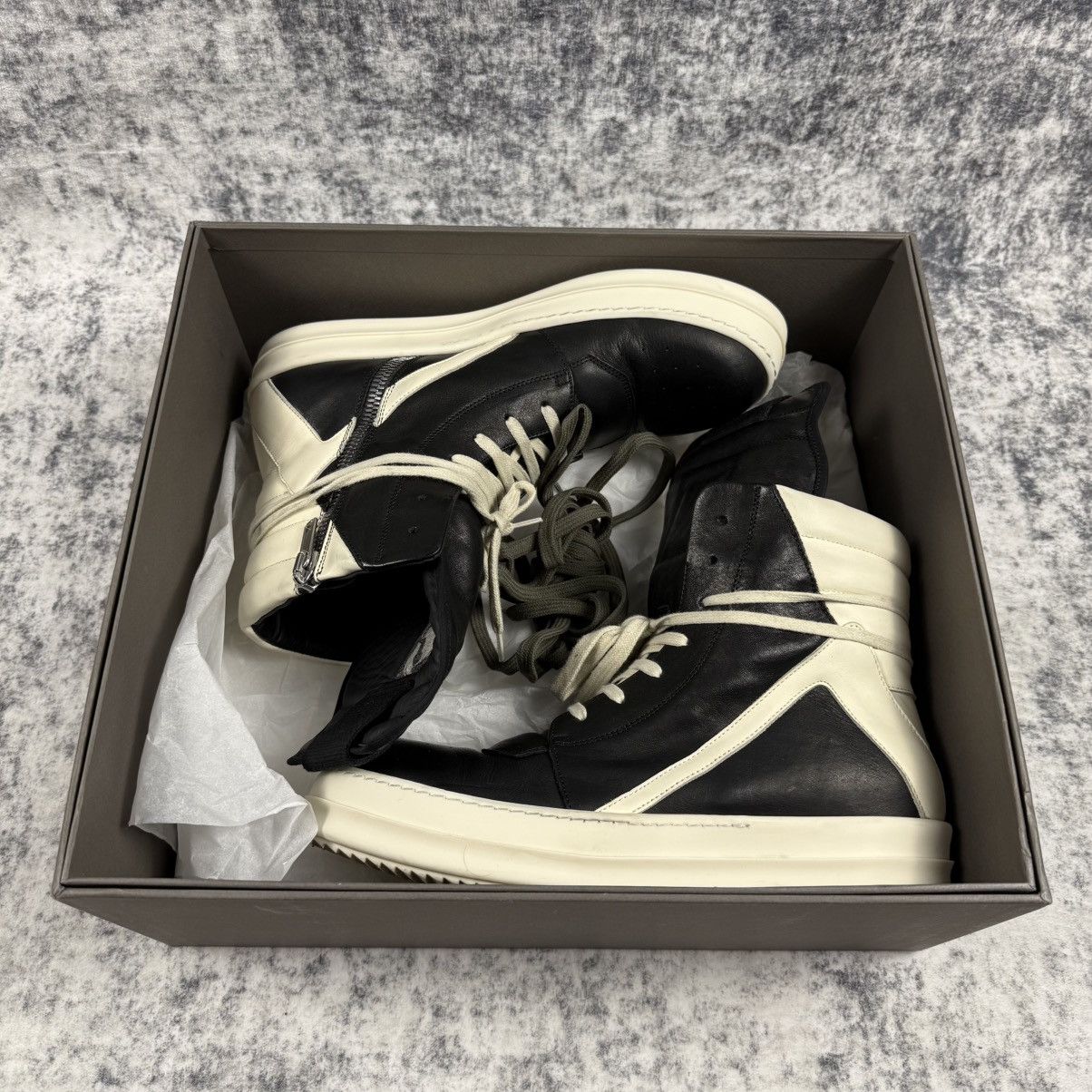 Rick Owens Rick Owens Leather ‘Black/Milk’ Geobaskets Size US 11 / EU 44 - 8 Thumbnail
